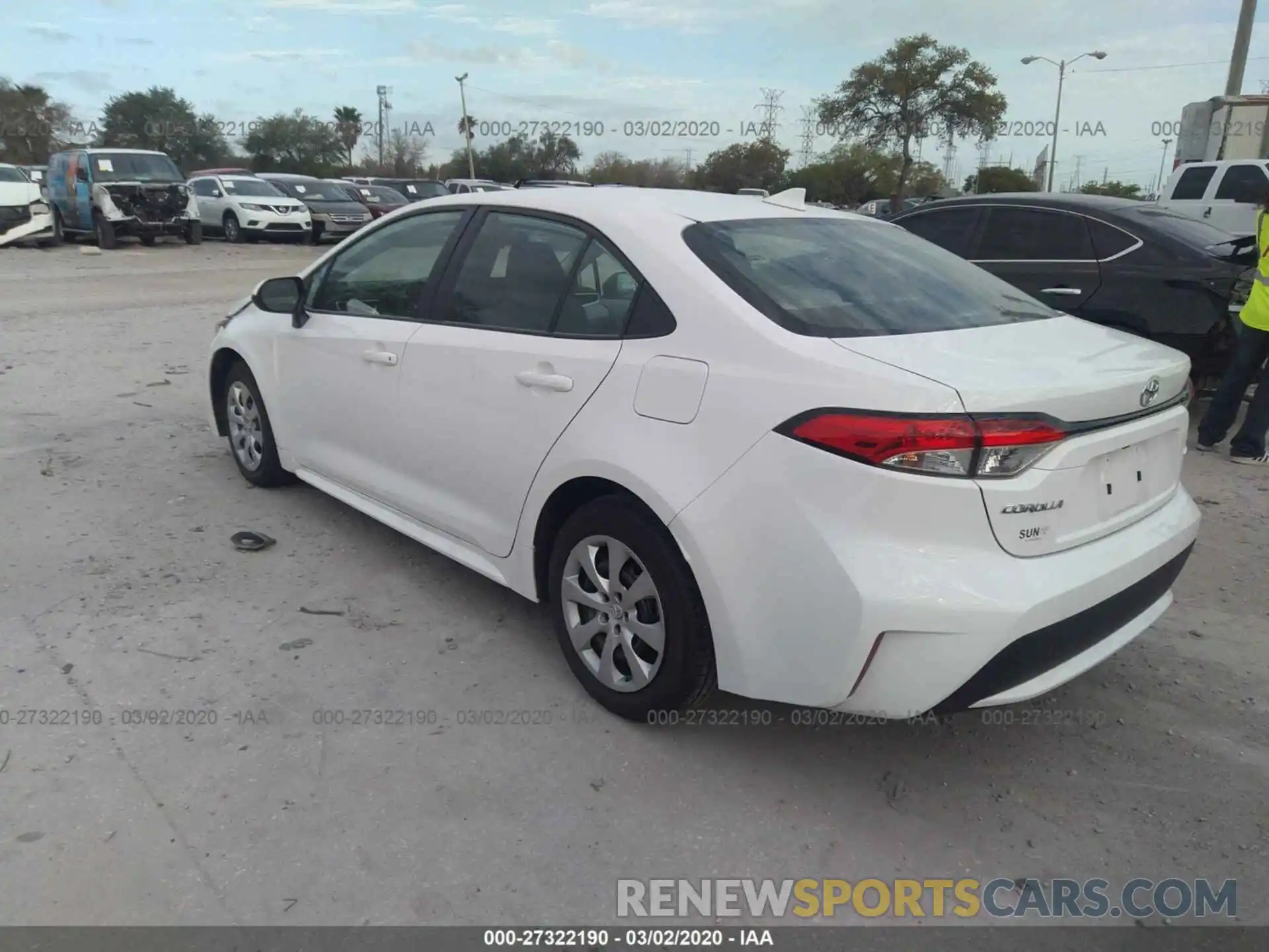 3 Photograph of a damaged car 5YFEPRAEXLP046669 TOYOTA COROLLA 2020