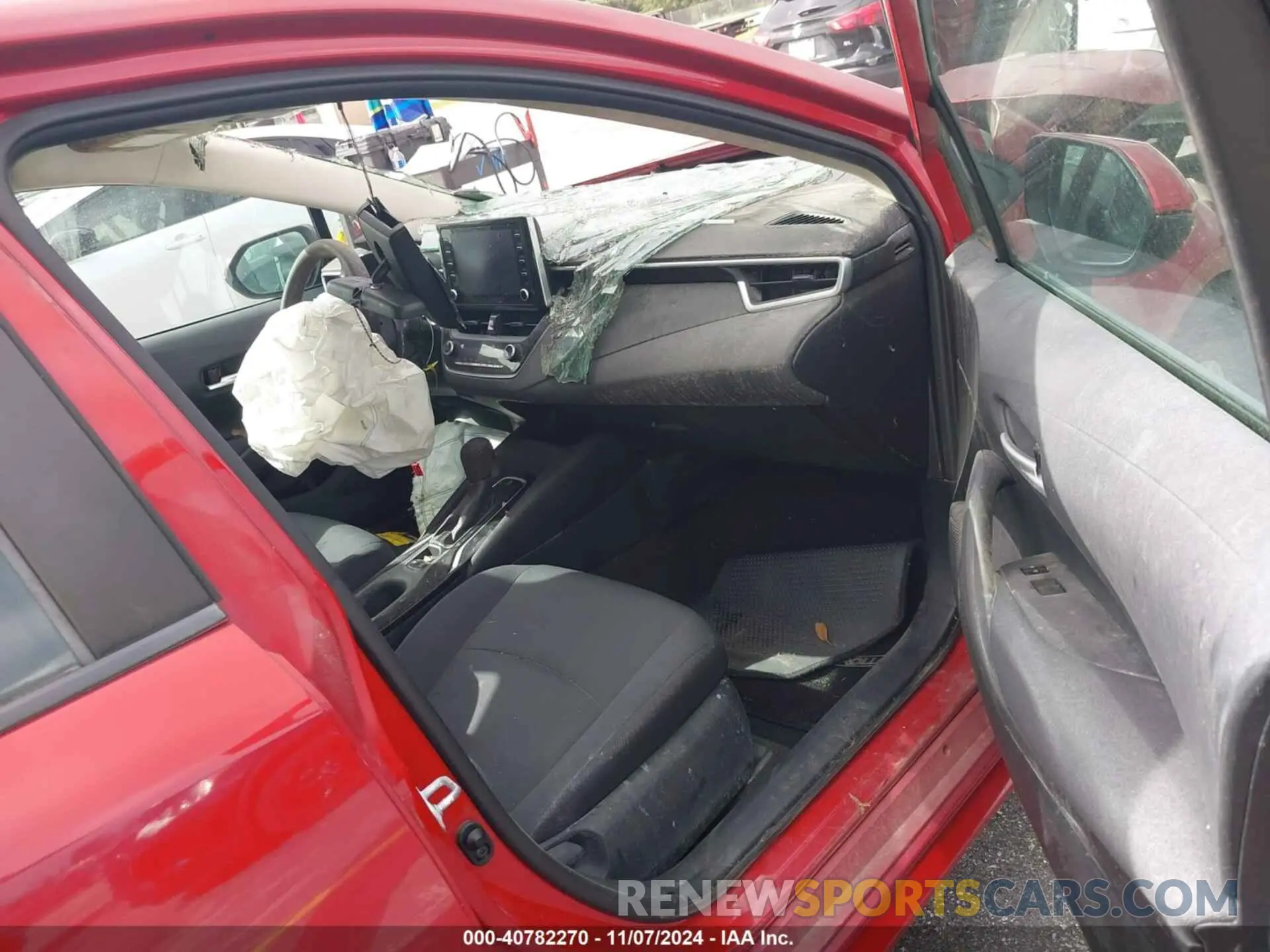 5 Photograph of a damaged car 5YFEPRAEXLP065951 TOYOTA COROLLA 2020