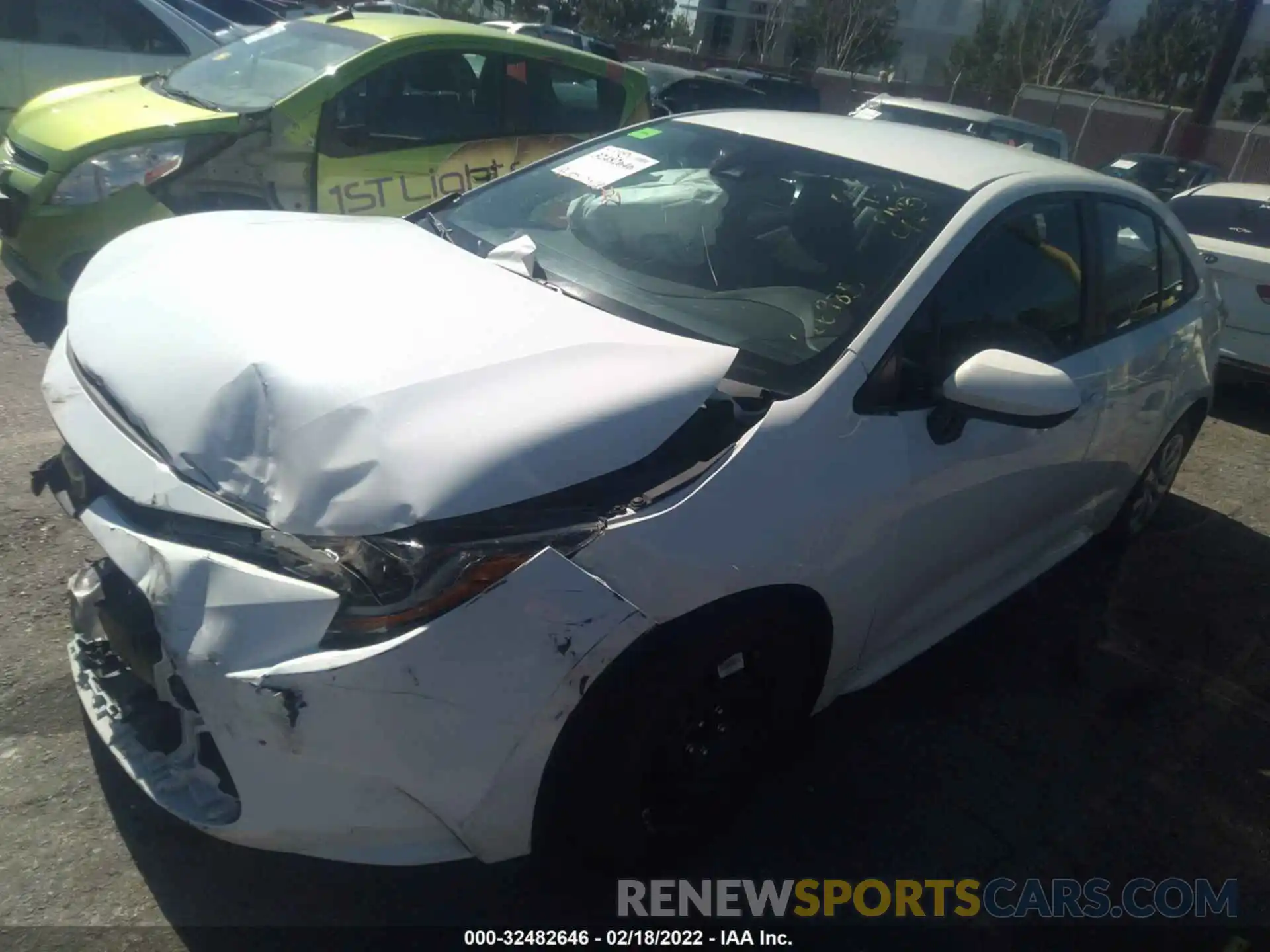 2 Photograph of a damaged car 5YFEPRAEXLP066985 TOYOTA COROLLA 2020