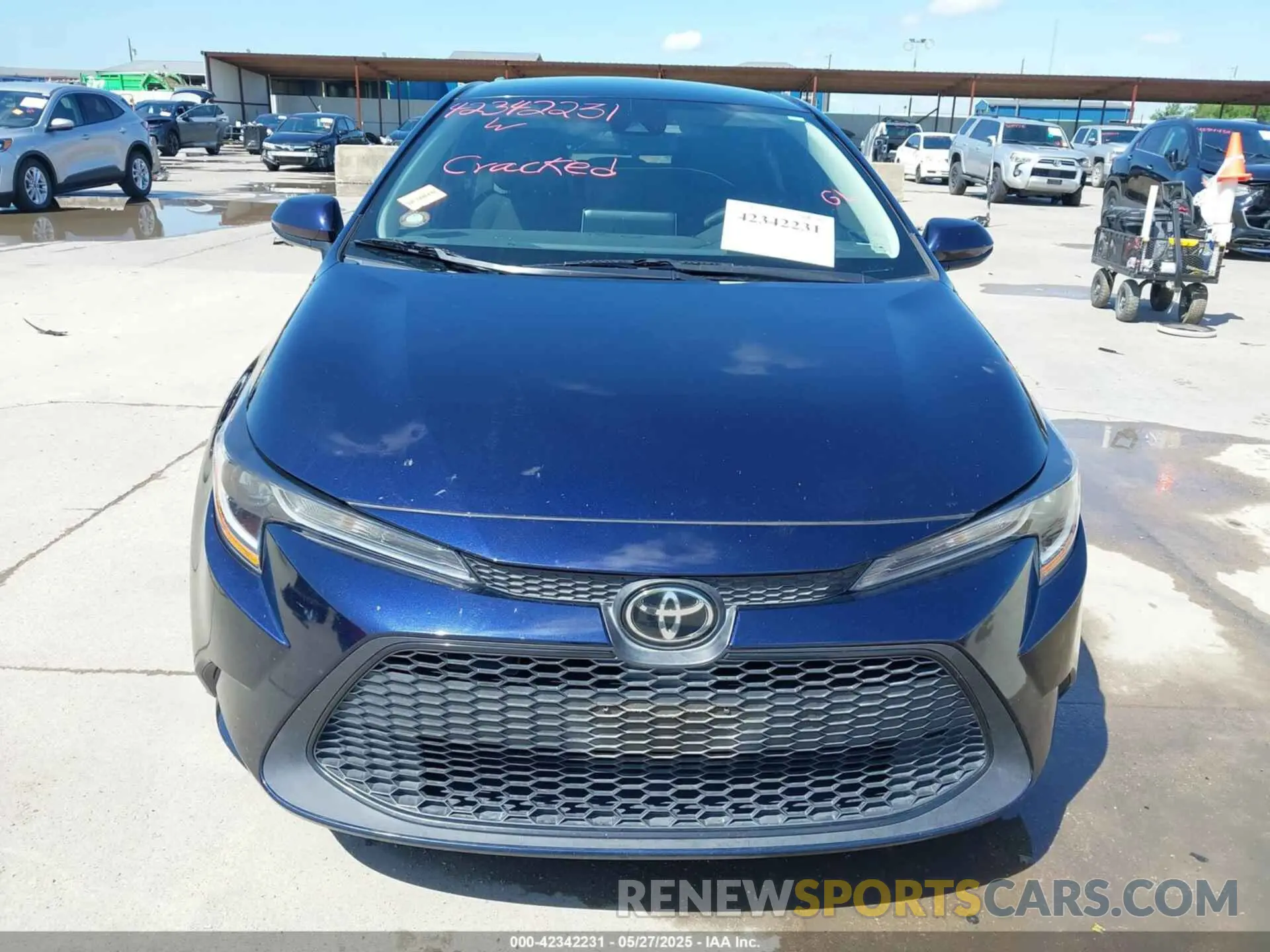 12 Photograph of a damaged car 5YFEPRAEXLP067683 TOYOTA COROLLA 2020