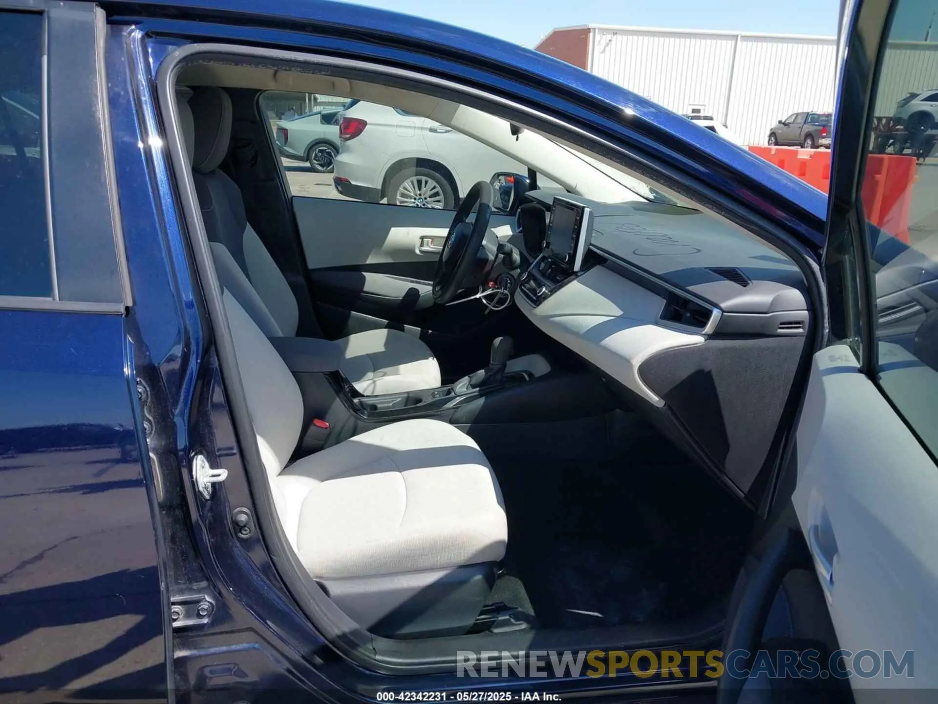 5 Photograph of a damaged car 5YFEPRAEXLP067683 TOYOTA COROLLA 2020