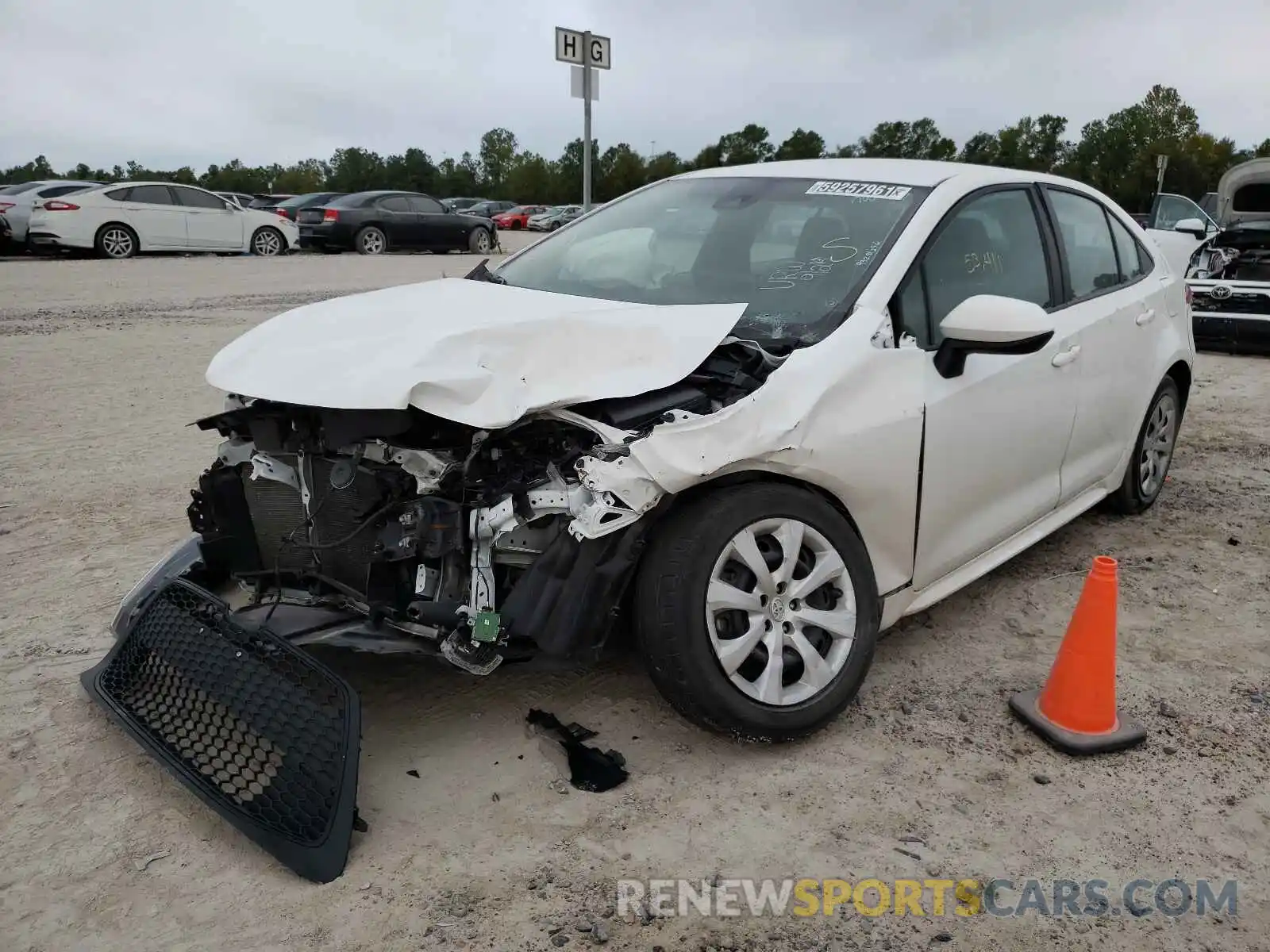 2 Photograph of a damaged car 5YFEPRAEXLP067702 TOYOTA COROLLA 2020