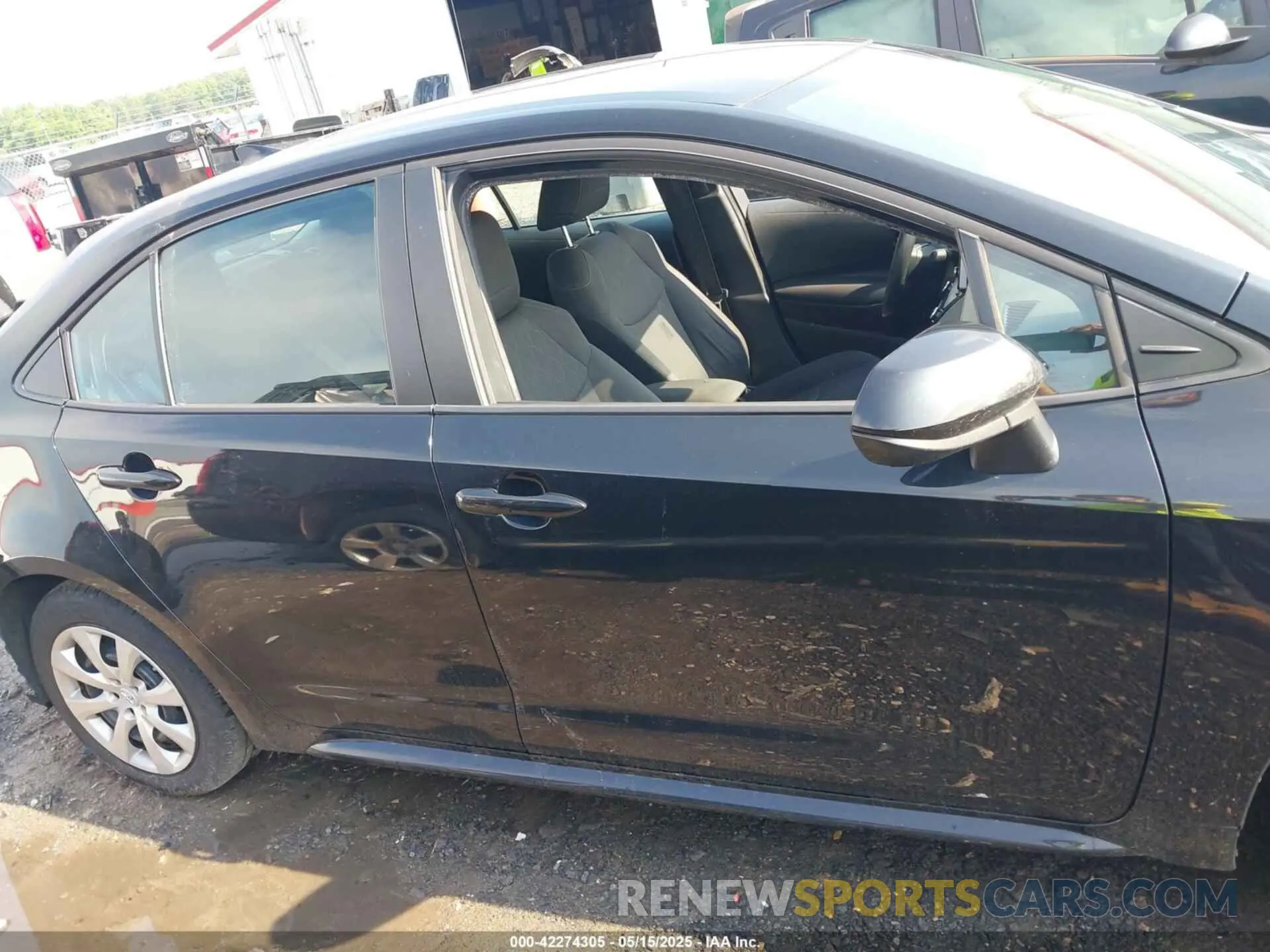 13 Photograph of a damaged car 5YFEPRAEXLP074911 TOYOTA COROLLA 2020