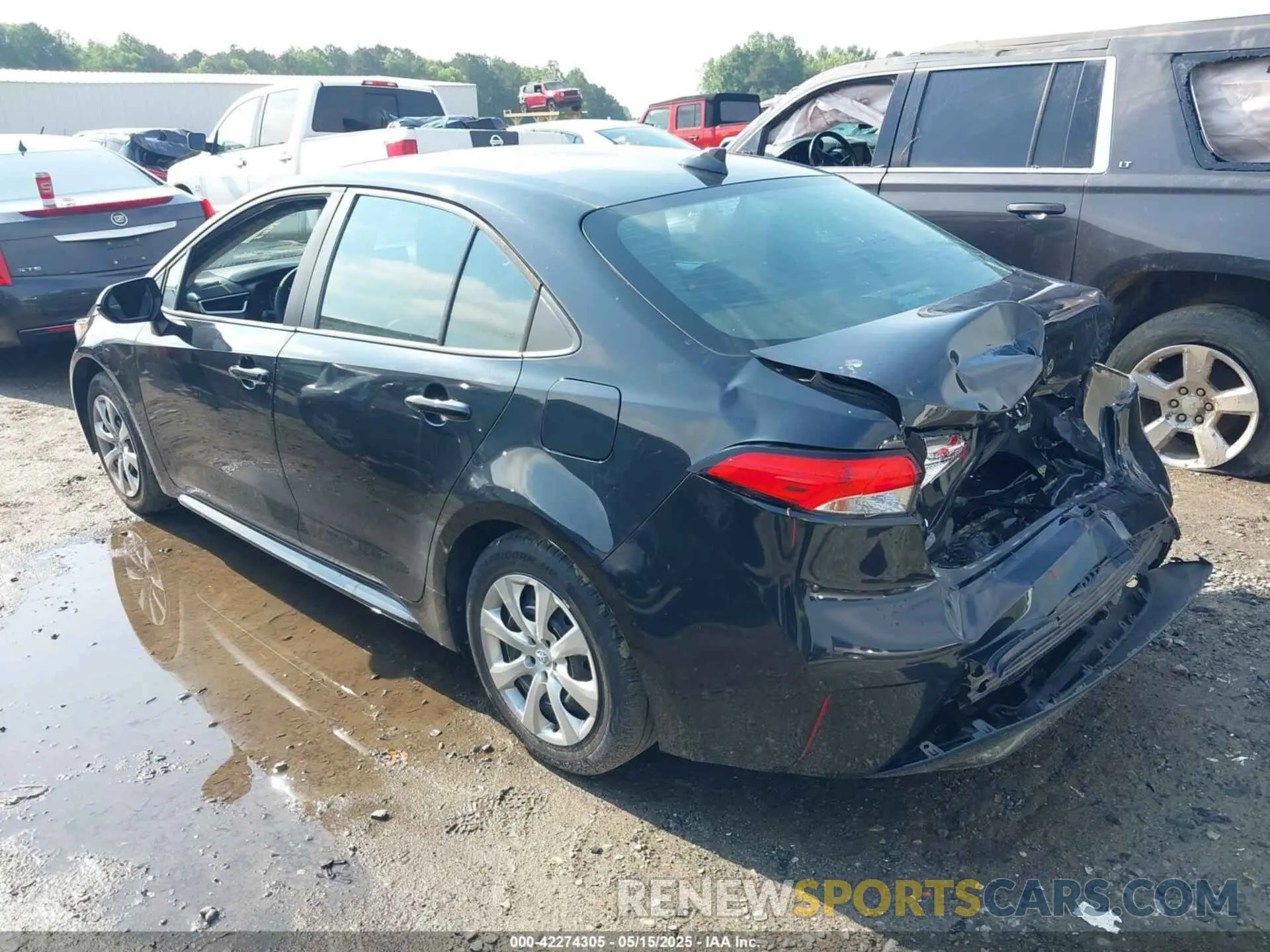 3 Photograph of a damaged car 5YFEPRAEXLP074911 TOYOTA COROLLA 2020