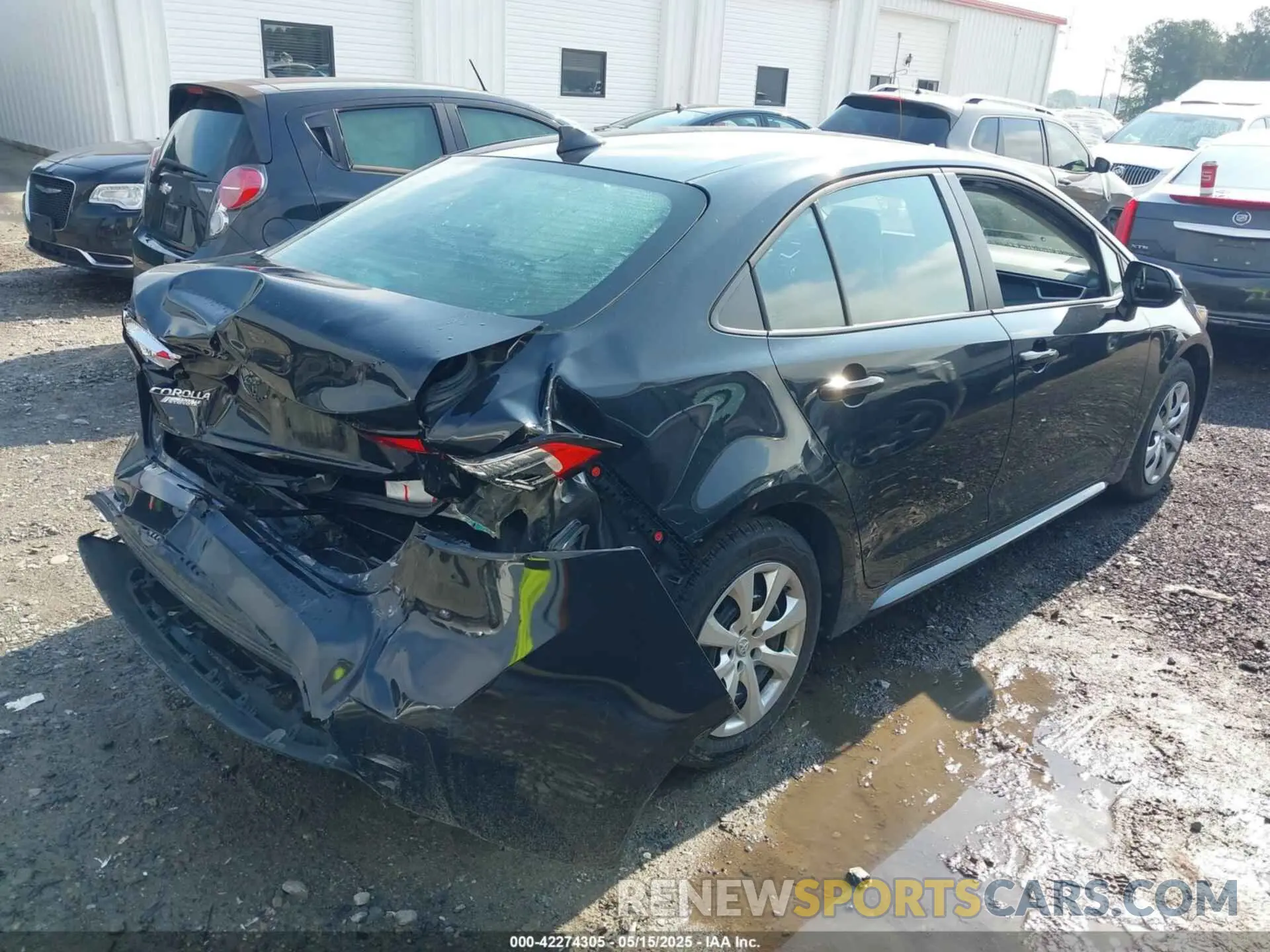 4 Photograph of a damaged car 5YFEPRAEXLP074911 TOYOTA COROLLA 2020