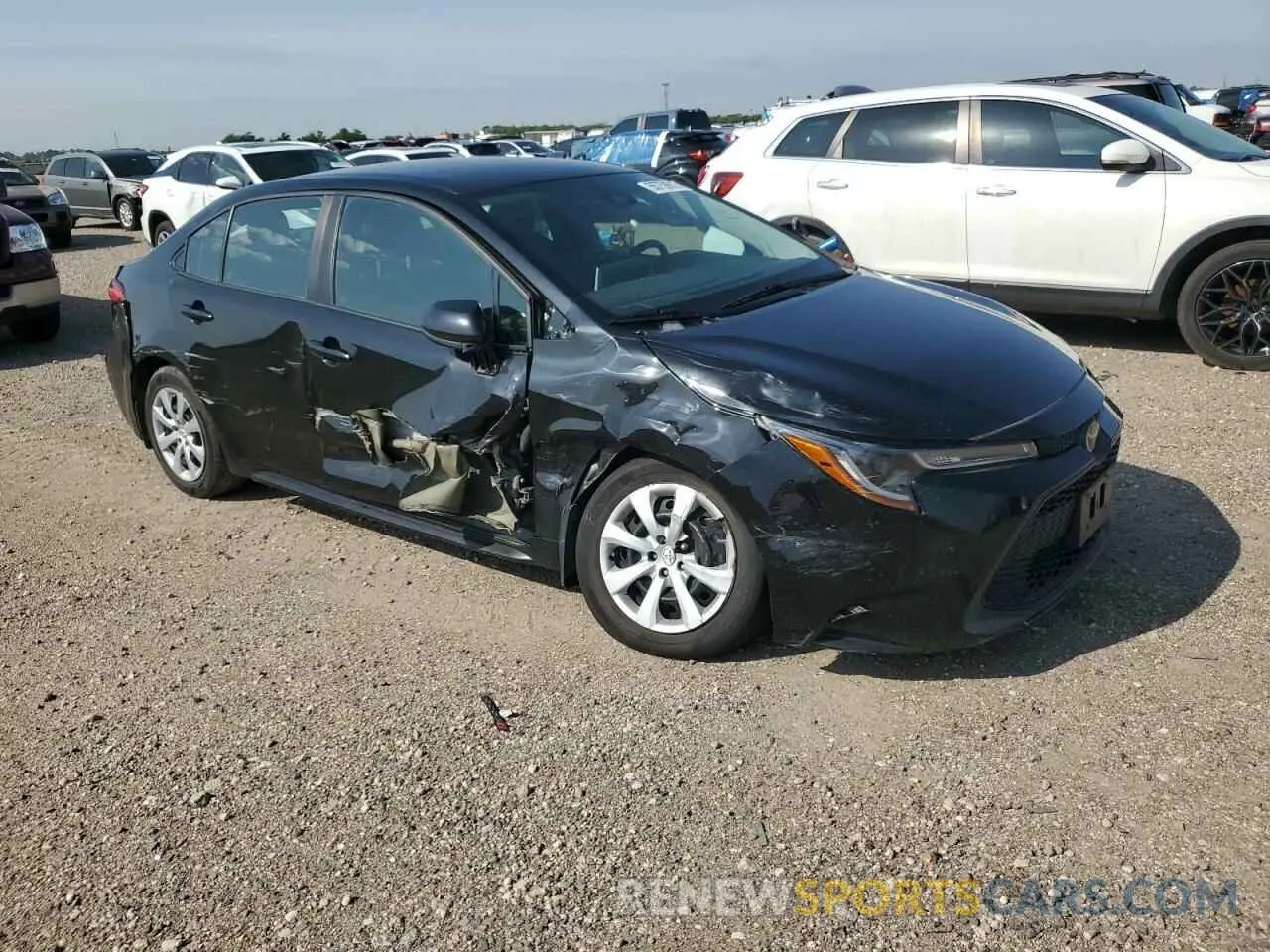 4 Photograph of a damaged car 5YFEPRAEXLP083141 TOYOTA COROLLA 2020