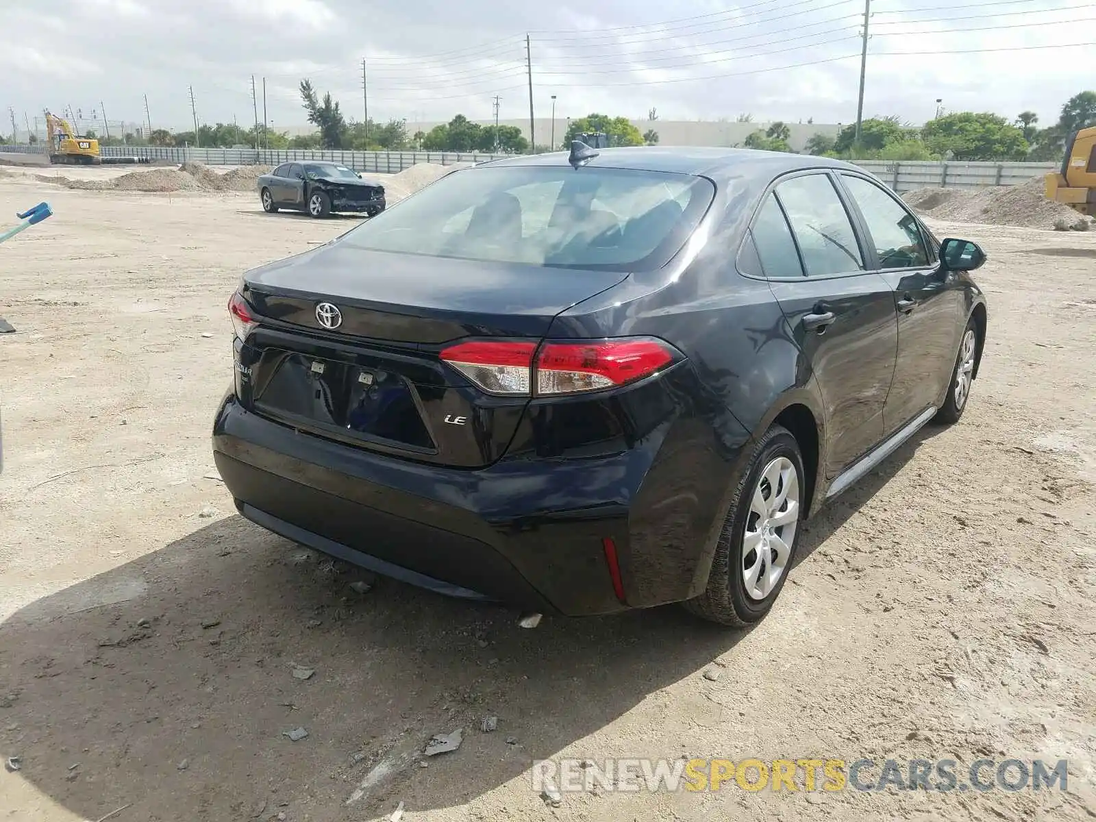 4 Photograph of a damaged car 5YFEPRAEXLP083642 TOYOTA COROLLA 2020