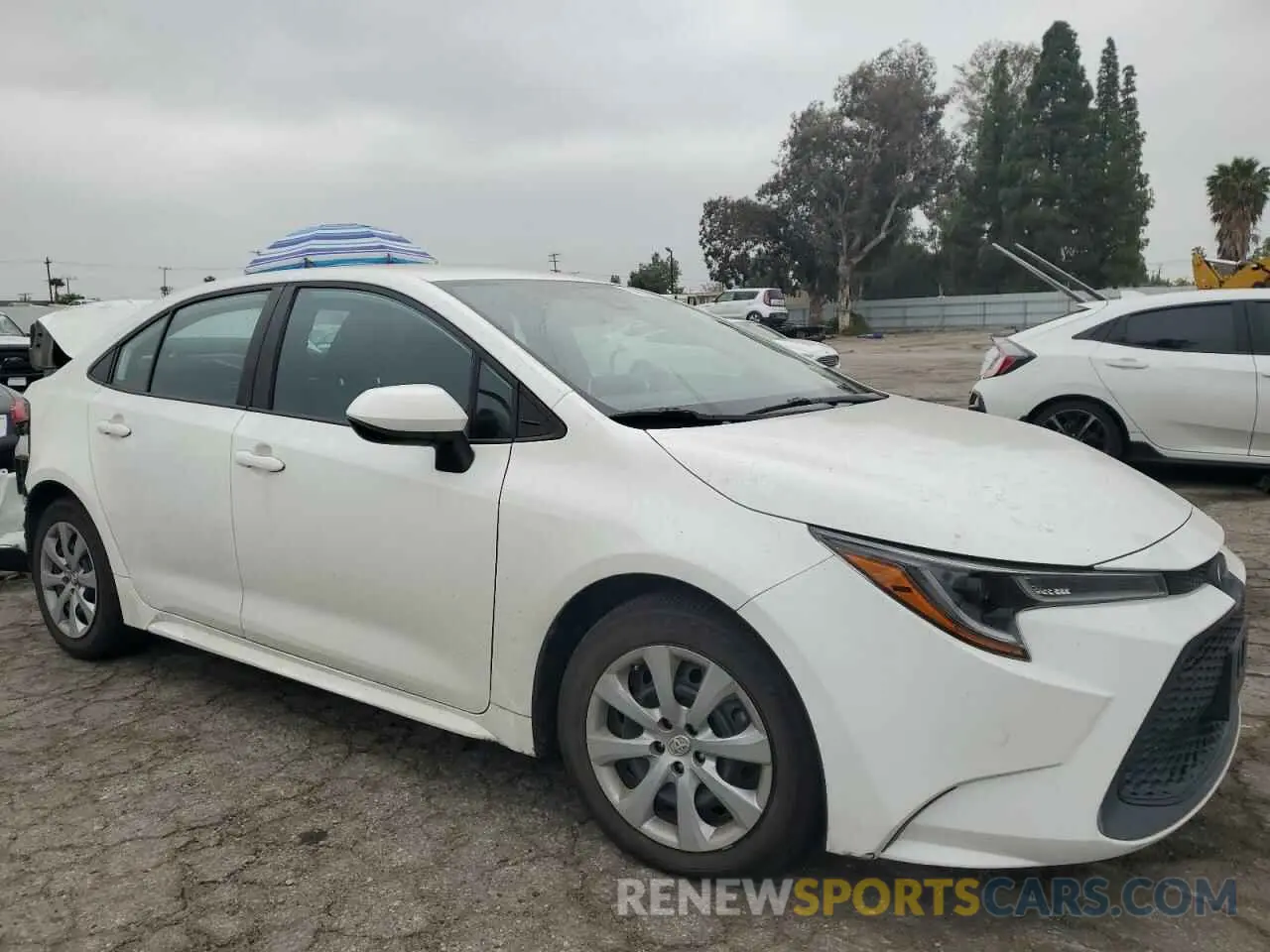 4 Photograph of a damaged car 5YFEPRAEXLP086329 TOYOTA COROLLA 2020