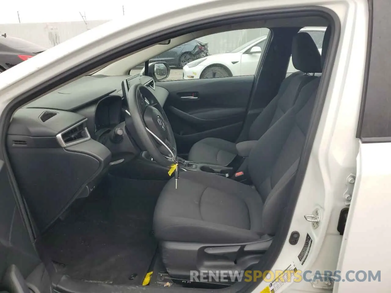 7 Photograph of a damaged car 5YFEPRAEXLP086329 TOYOTA COROLLA 2020