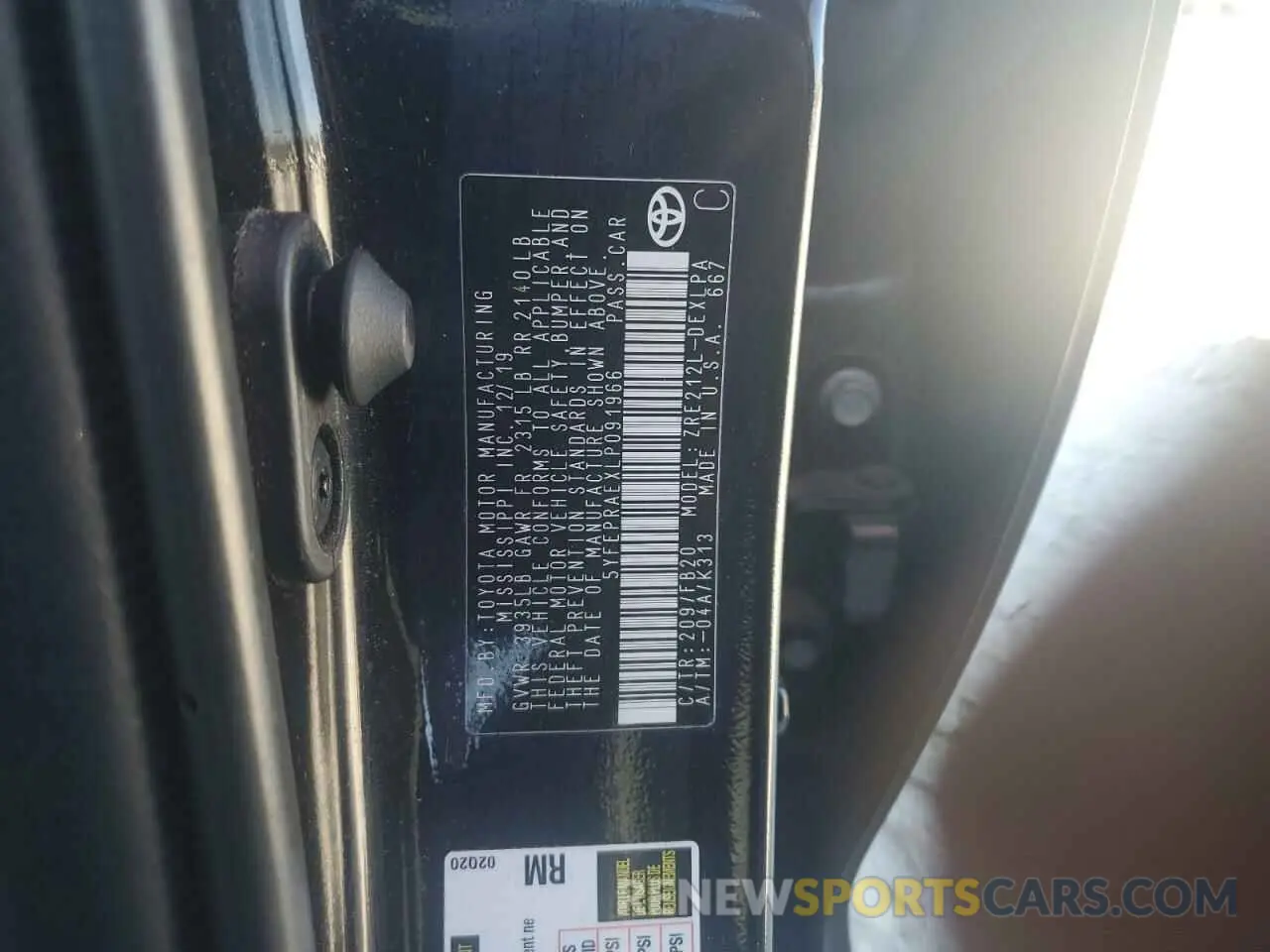 13 Photograph of a damaged car 5YFEPRAEXLP091966 TOYOTA COROLLA 2020