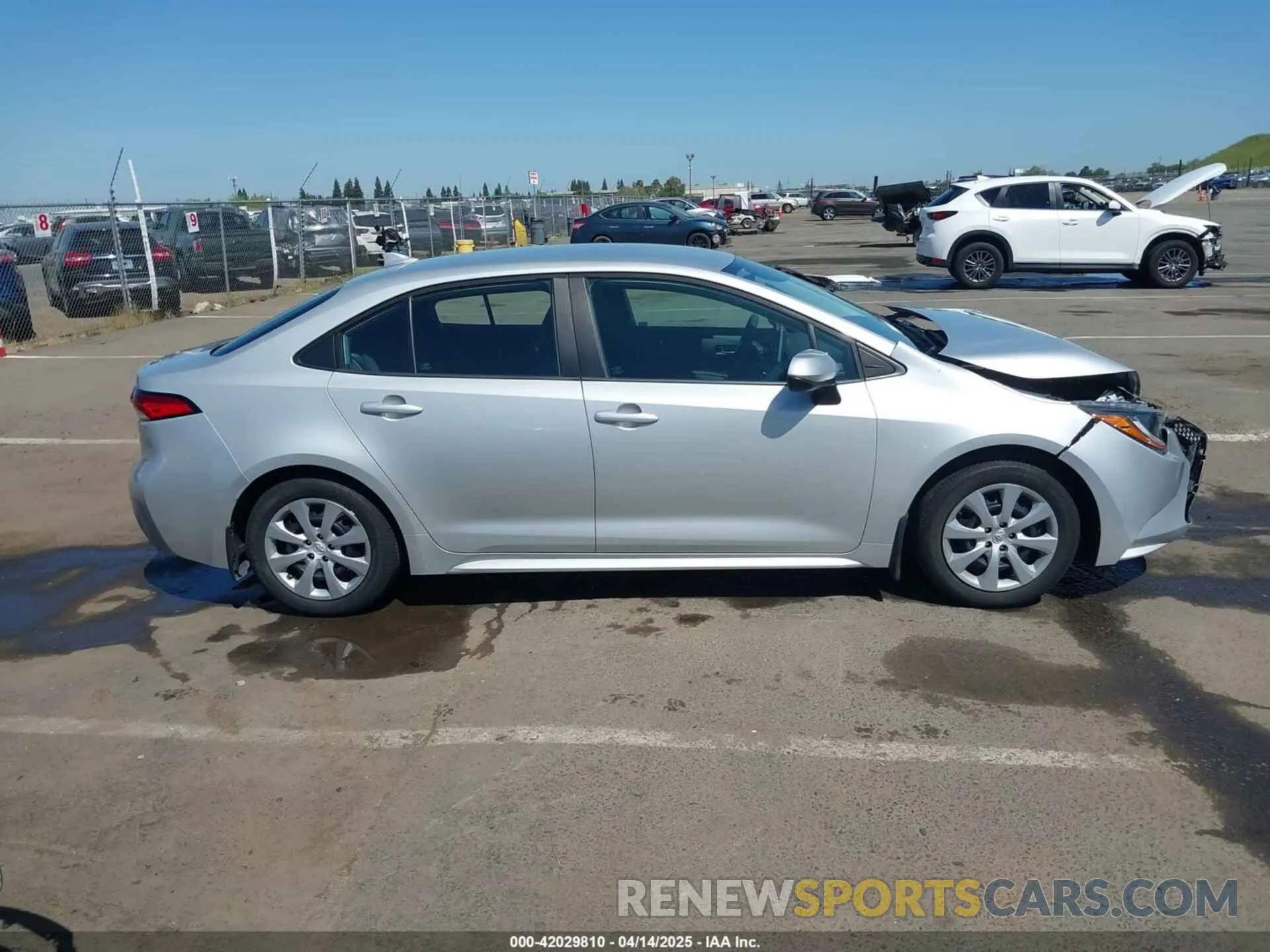 14 Photograph of a damaged car 5YFEPRAEXLP091997 TOYOTA COROLLA 2020