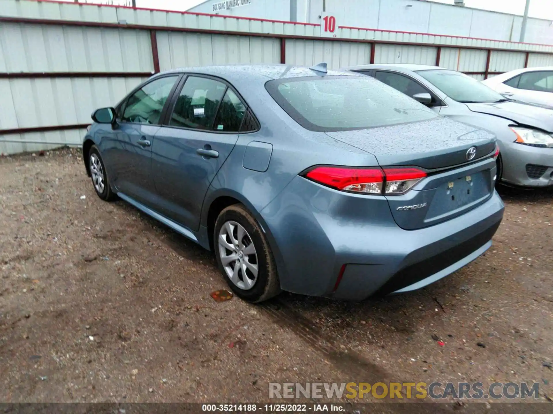 3 Photograph of a damaged car 5YFEPRAEXLP092261 TOYOTA COROLLA 2020