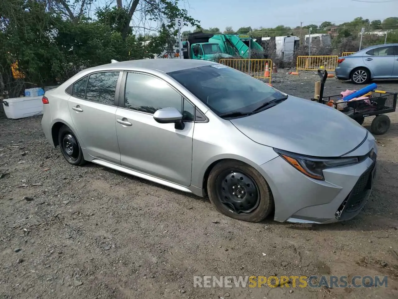 4 Photograph of a damaged car 5YFEPRAEXLP095953 TOYOTA COROLLA 2020