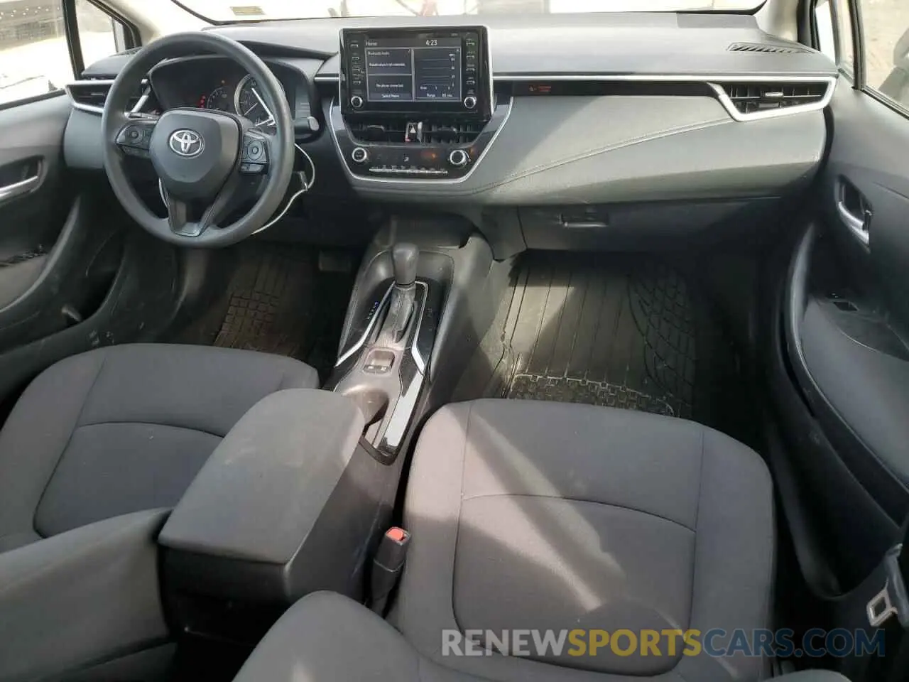 8 Photograph of a damaged car 5YFEPRAEXLP095953 TOYOTA COROLLA 2020