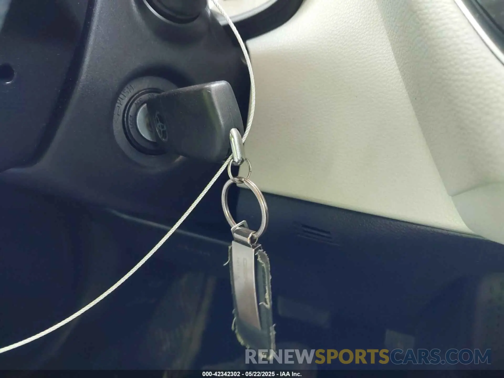 11 Photograph of a damaged car 5YFEPRAEXLP101119 TOYOTA COROLLA 2020
