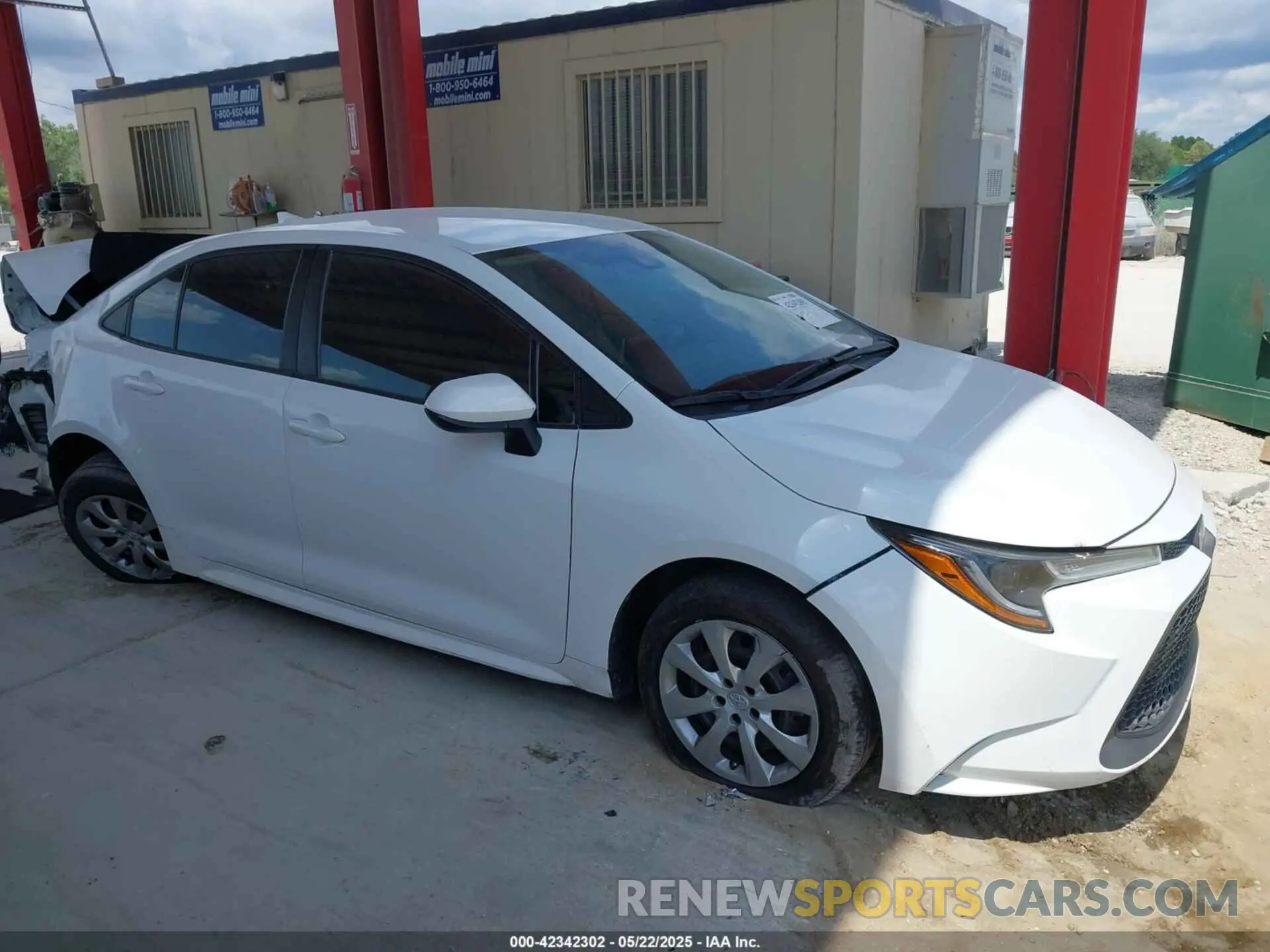 13 Photograph of a damaged car 5YFEPRAEXLP101119 TOYOTA COROLLA 2020