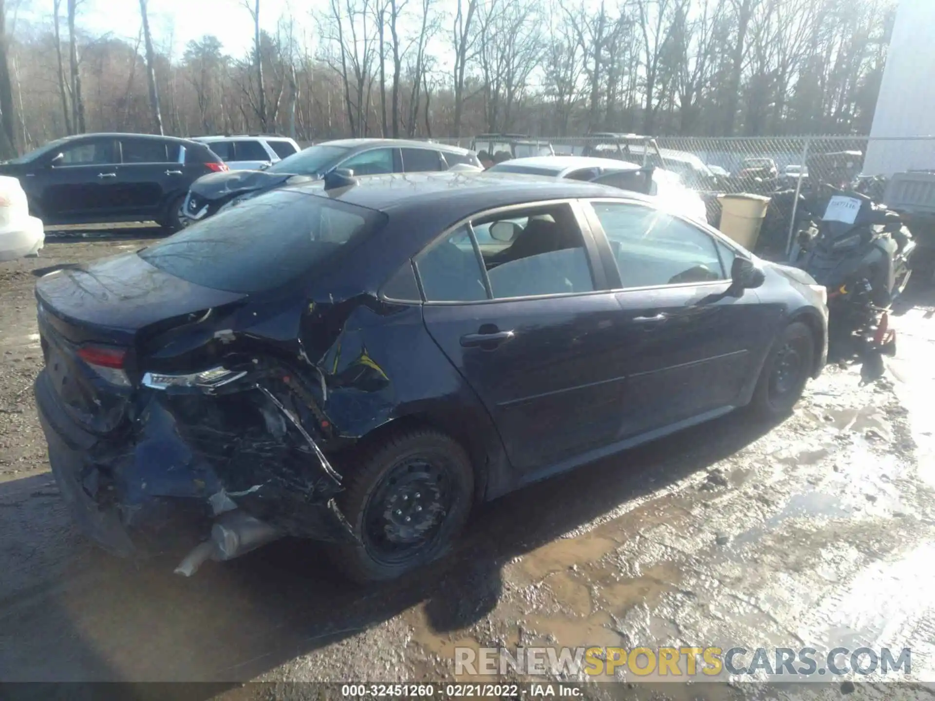 4 Photograph of a damaged car 5YFEPRAEXLP102870 TOYOTA COROLLA 2020