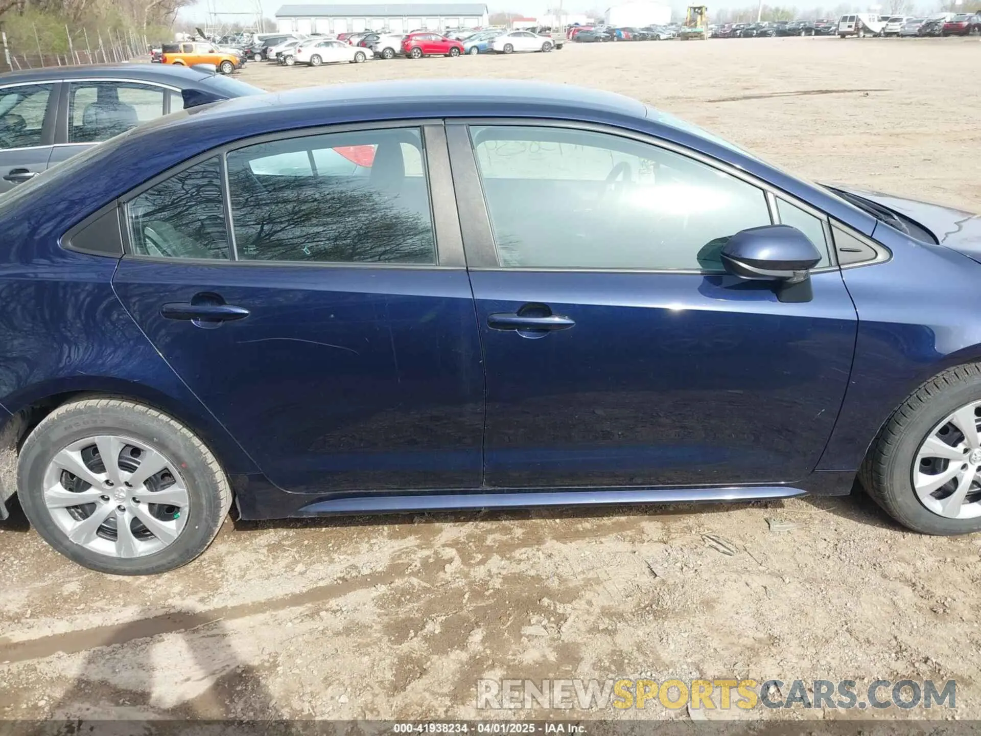 13 Photograph of a damaged car 5YFEPRAEXLP103873 TOYOTA COROLLA 2020