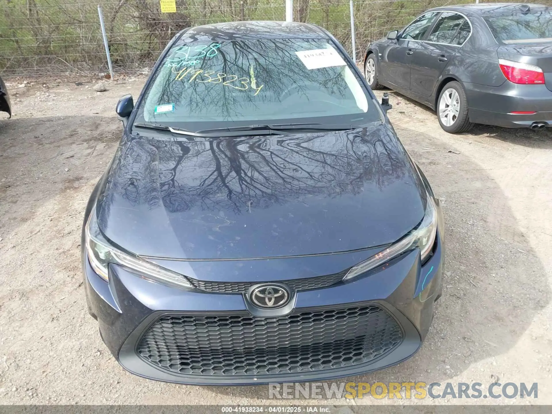 17 Photograph of a damaged car 5YFEPRAEXLP103873 TOYOTA COROLLA 2020