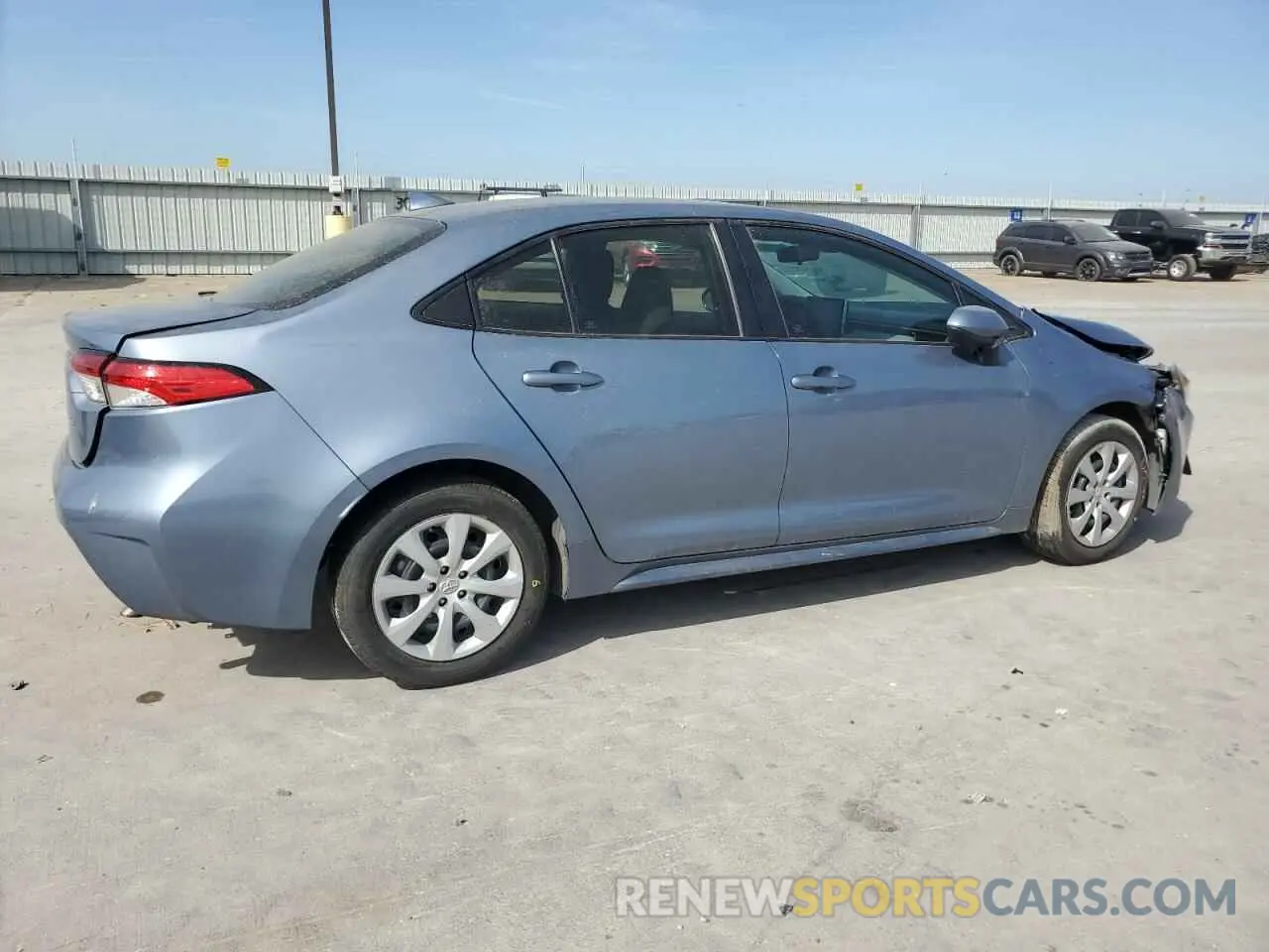 3 Photograph of a damaged car 5YFEPRAEXLP118261 TOYOTA COROLLA 2020