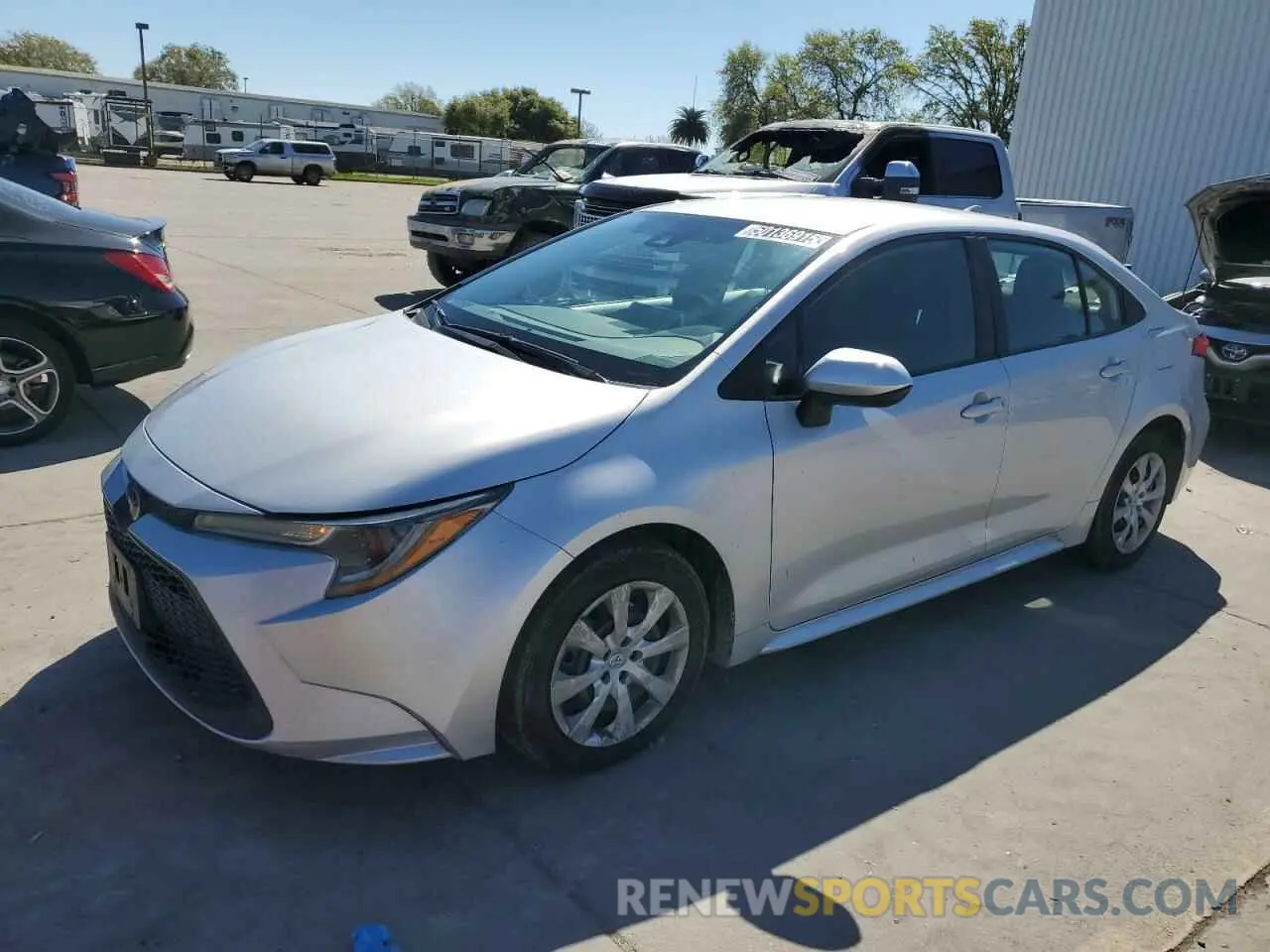 1 Photograph of a damaged car 5YFEPRAEXLP121743 TOYOTA COROLLA 2020