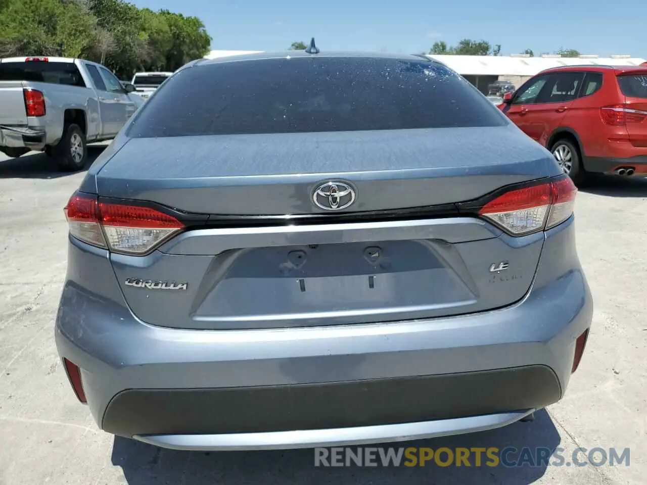 6 Photograph of a damaged car 5YFEPRAEXLP122410 TOYOTA COROLLA 2020