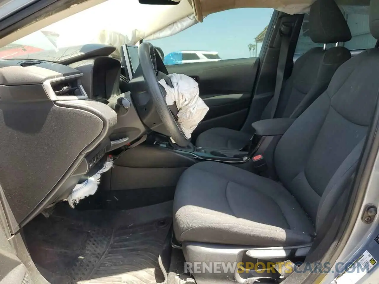 7 Photograph of a damaged car 5YFEPRAEXLP122410 TOYOTA COROLLA 2020