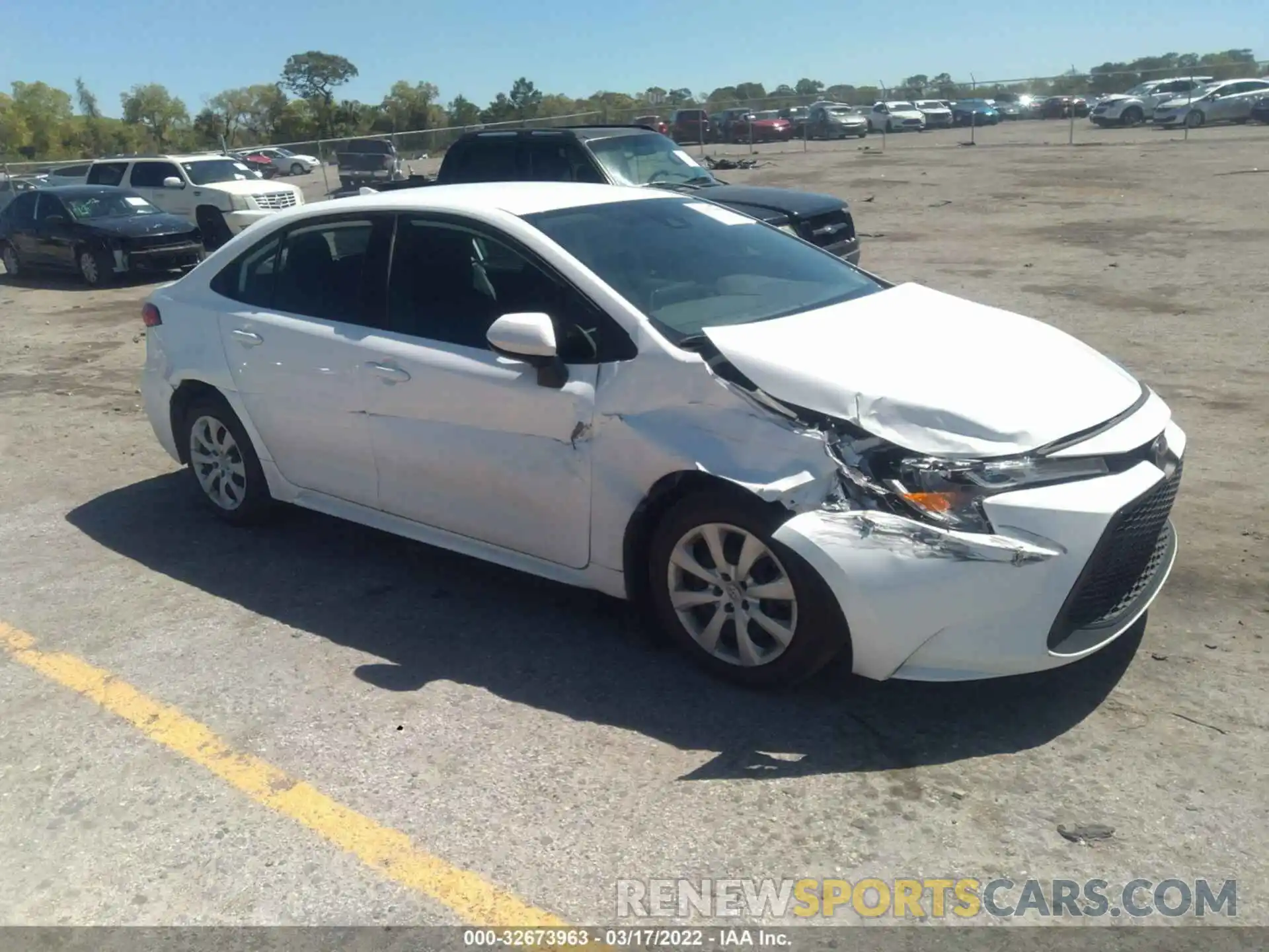 1 Photograph of a damaged car 5YFEPRAEXLP132886 TOYOTA COROLLA 2020