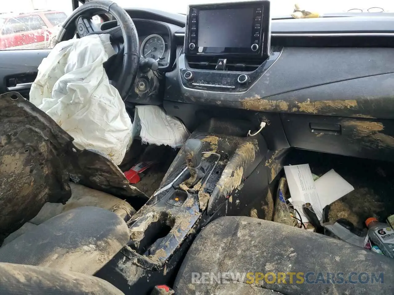 8 Photograph of a damaged car 5YFEPRAEXLP135996 TOYOTA COROLLA 2020