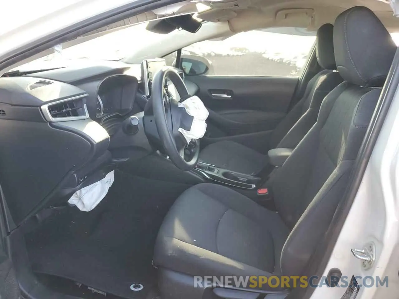 7 Photograph of a damaged car 5YFEPRAEXLP145900 TOYOTA COROLLA 2020