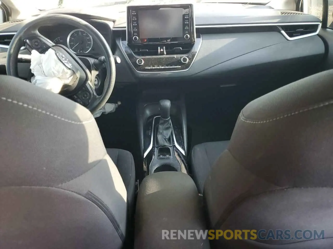8 Photograph of a damaged car 5YFEPRAEXLP145900 TOYOTA COROLLA 2020