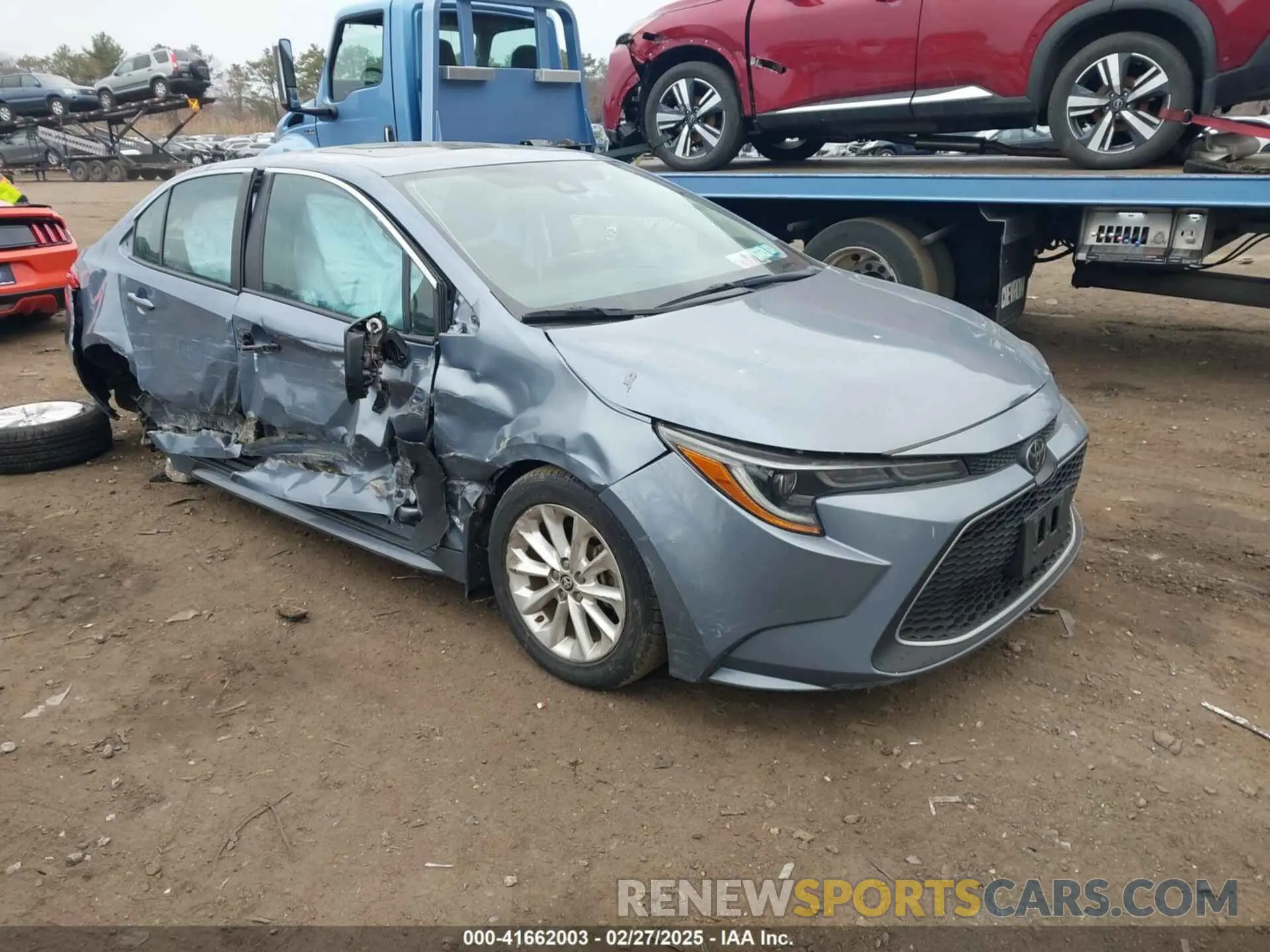 1 Photograph of a damaged car 5YFFPRAE3LP052026 TOYOTA COROLLA 2020