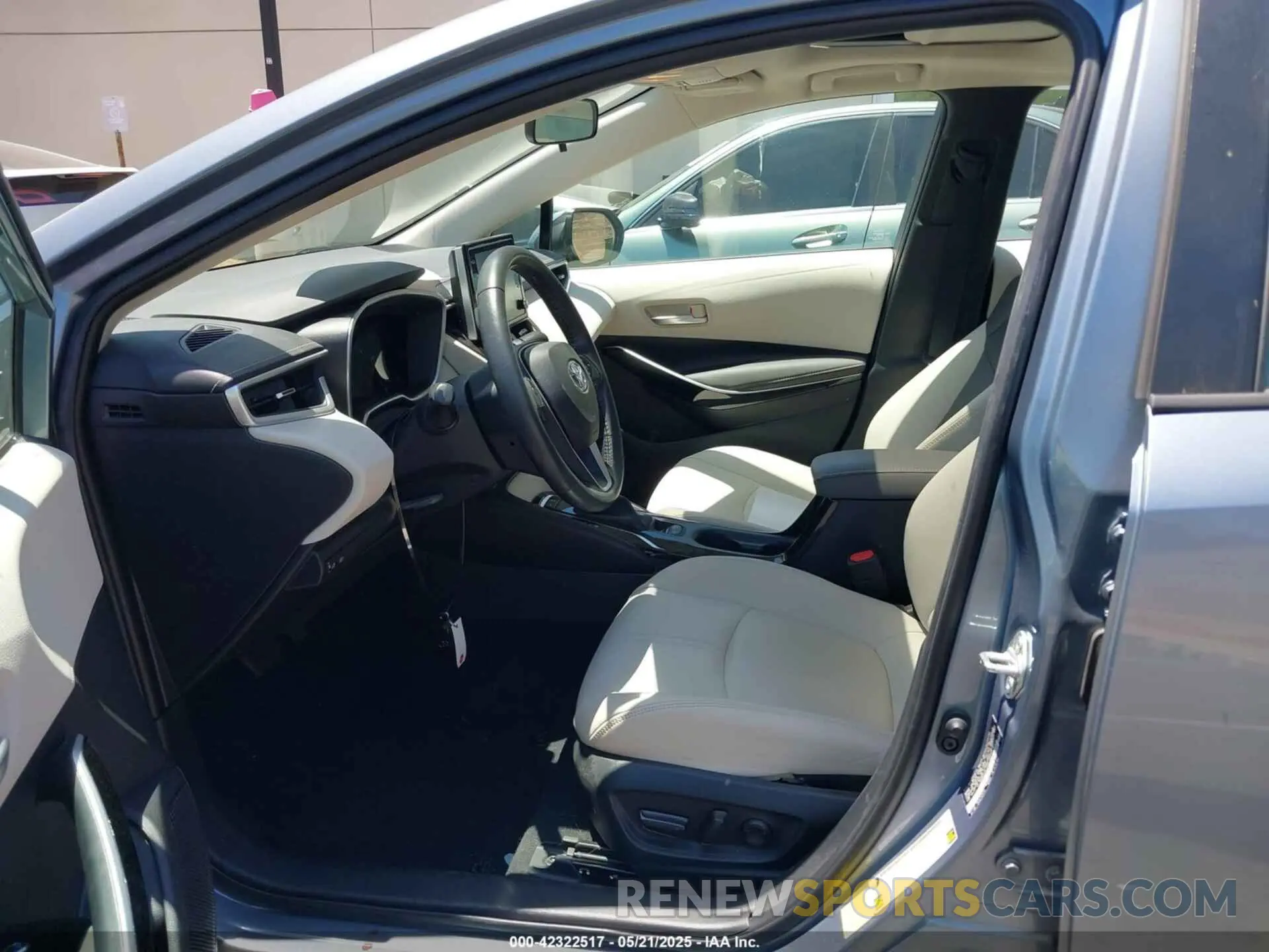 5 Photograph of a damaged car 5YFFPRAE4LP107857 TOYOTA COROLLA 2020