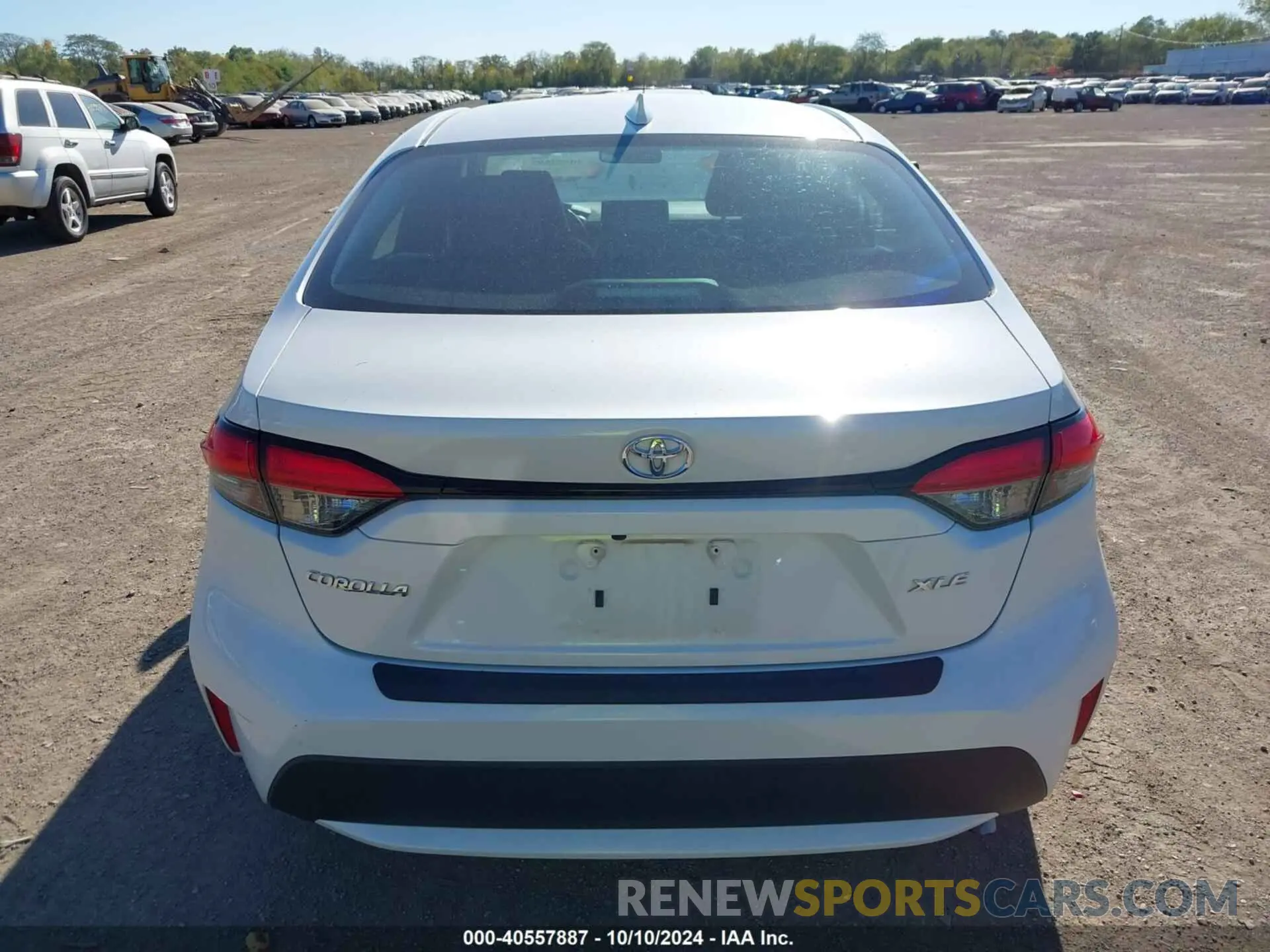 17 Photograph of a damaged car 5YFFPRAE5LP062038 TOYOTA COROLLA 2020