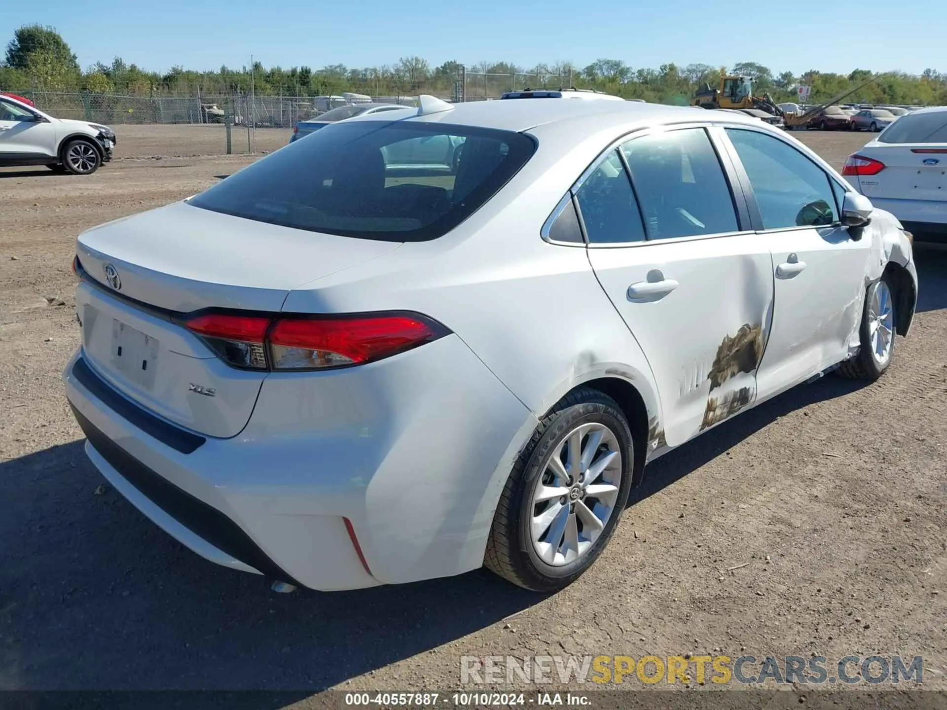 4 Photograph of a damaged car 5YFFPRAE5LP062038 TOYOTA COROLLA 2020
