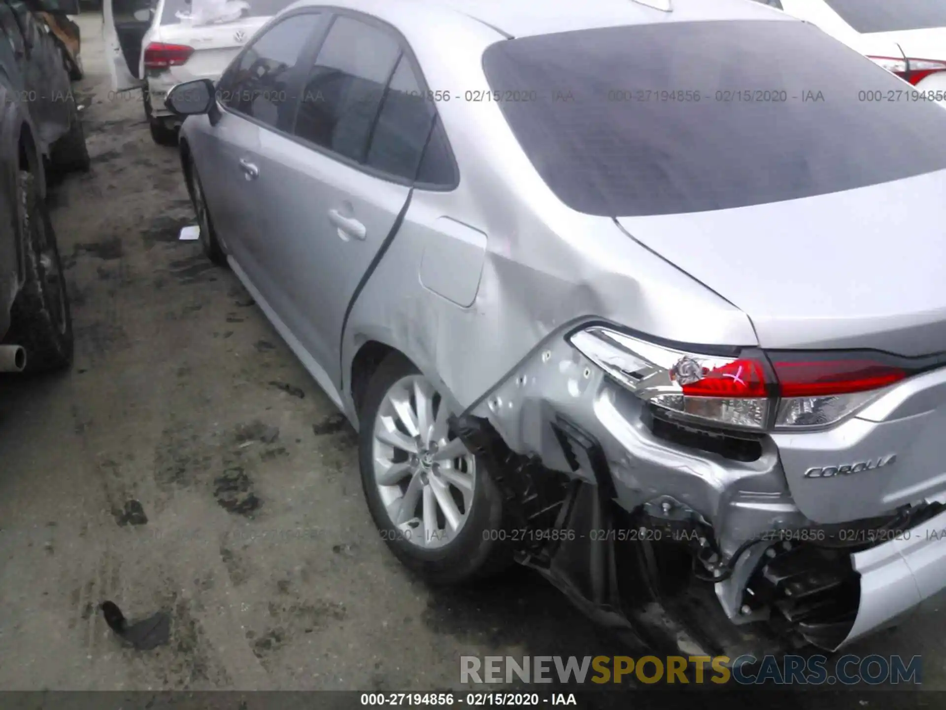 3 Photograph of a damaged car 5YFHPRAE0LP018019 TOYOTA COROLLA 2020