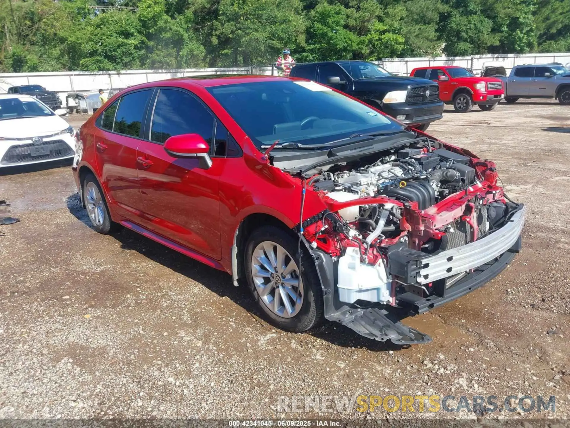 1 Photograph of a damaged car 5YFHPRAE0LP019008 TOYOTA COROLLA 2020