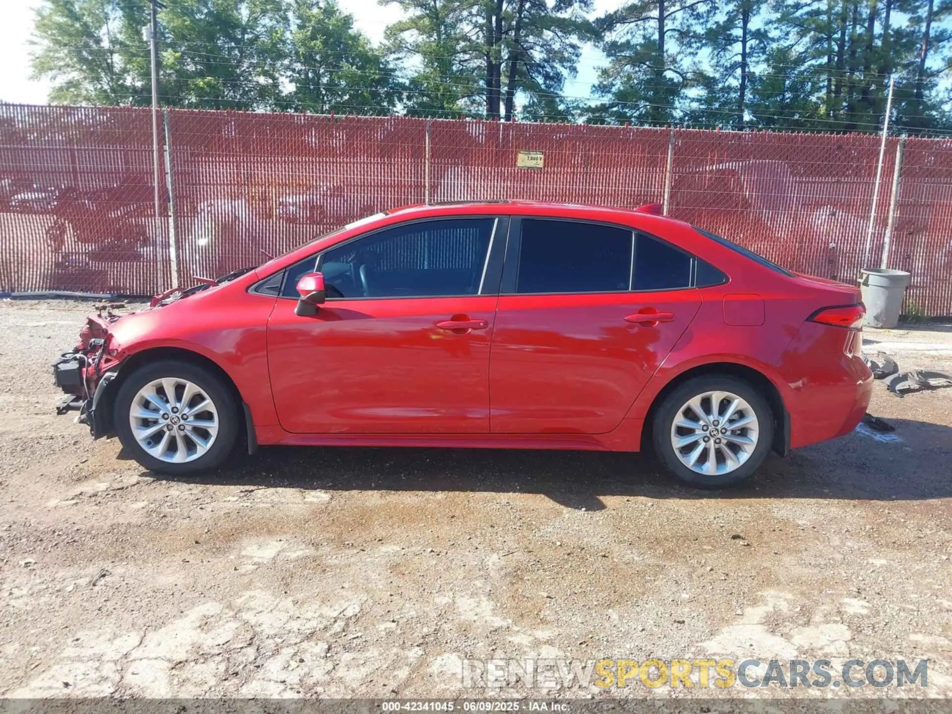 15 Photograph of a damaged car 5YFHPRAE0LP019008 TOYOTA COROLLA 2020