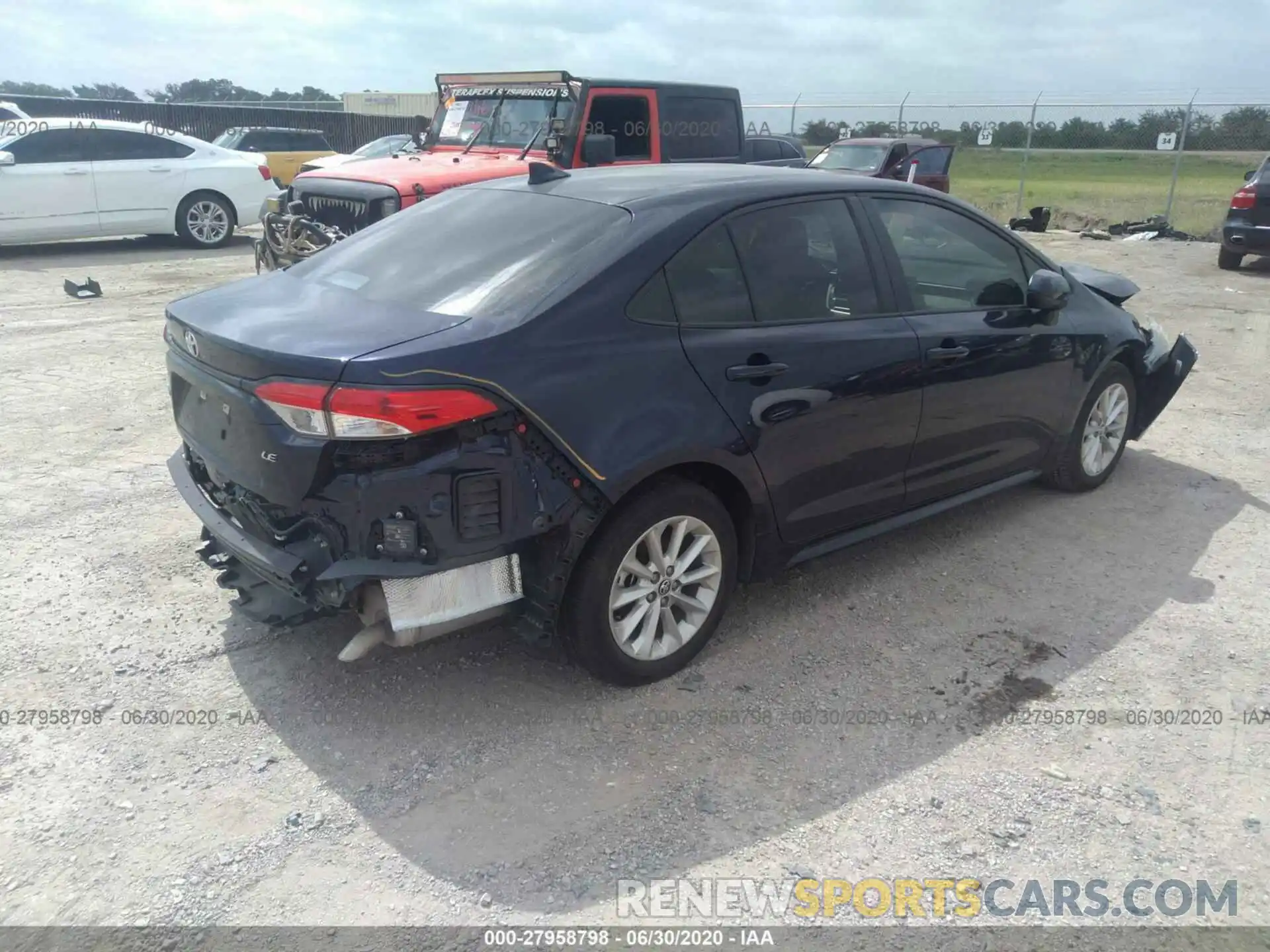 4 Photograph of a damaged car 5YFHPRAE0LP020241 TOYOTA COROLLA 2020