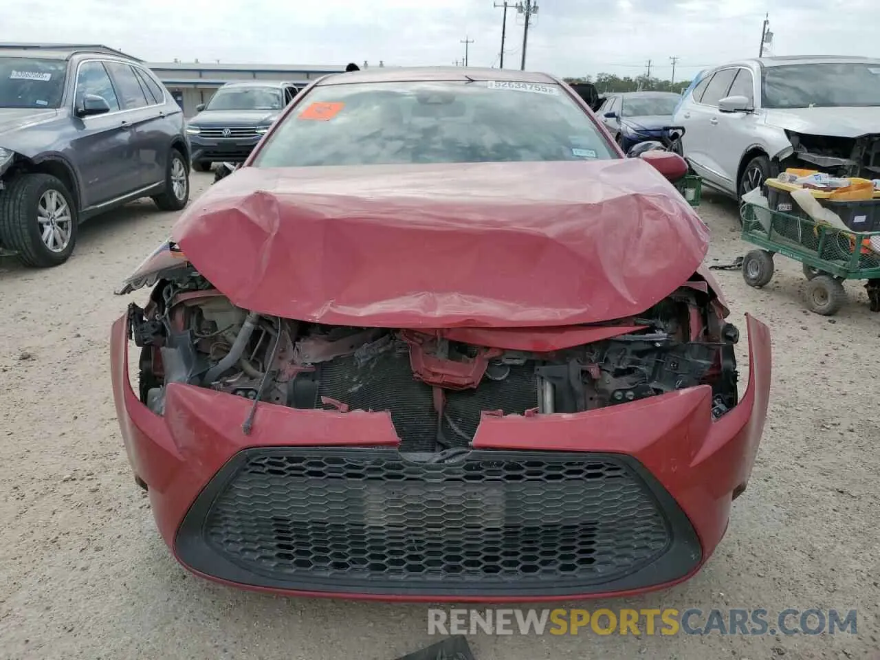 5 Photograph of a damaged car 5YFHPRAE0LP021213 TOYOTA COROLLA 2020