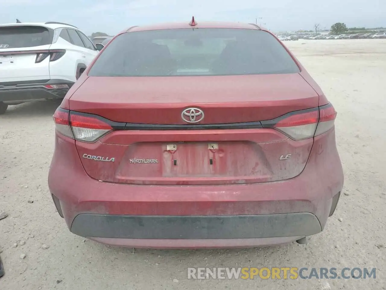 6 Photograph of a damaged car 5YFHPRAE0LP021213 TOYOTA COROLLA 2020