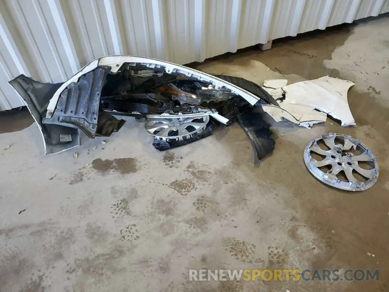 12 Photograph of a damaged car 5YFHPRAE1LP018675 TOYOTA COROLLA 2020