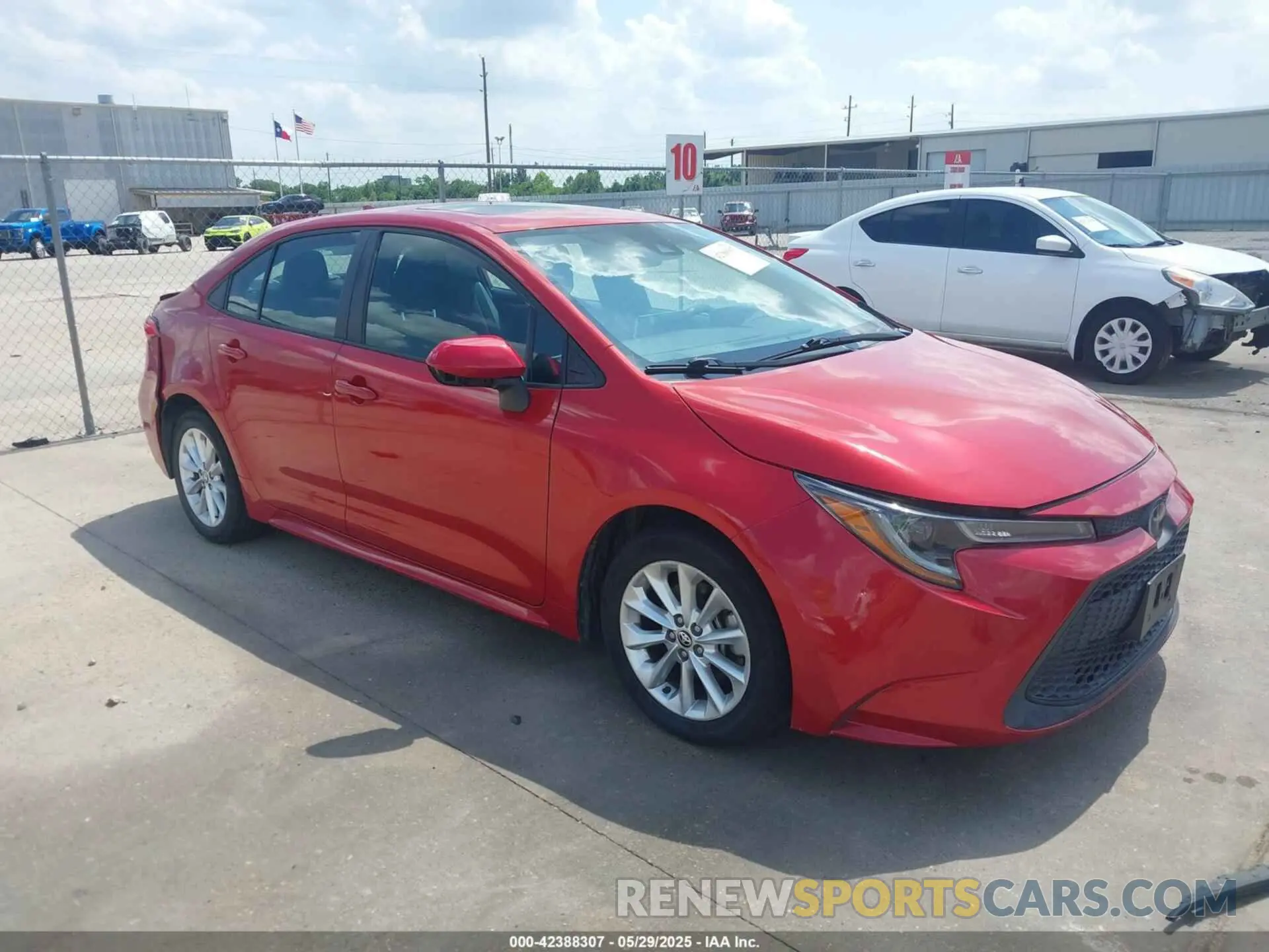 1 Photograph of a damaged car 5YFHPRAE2LP028826 TOYOTA COROLLA 2020