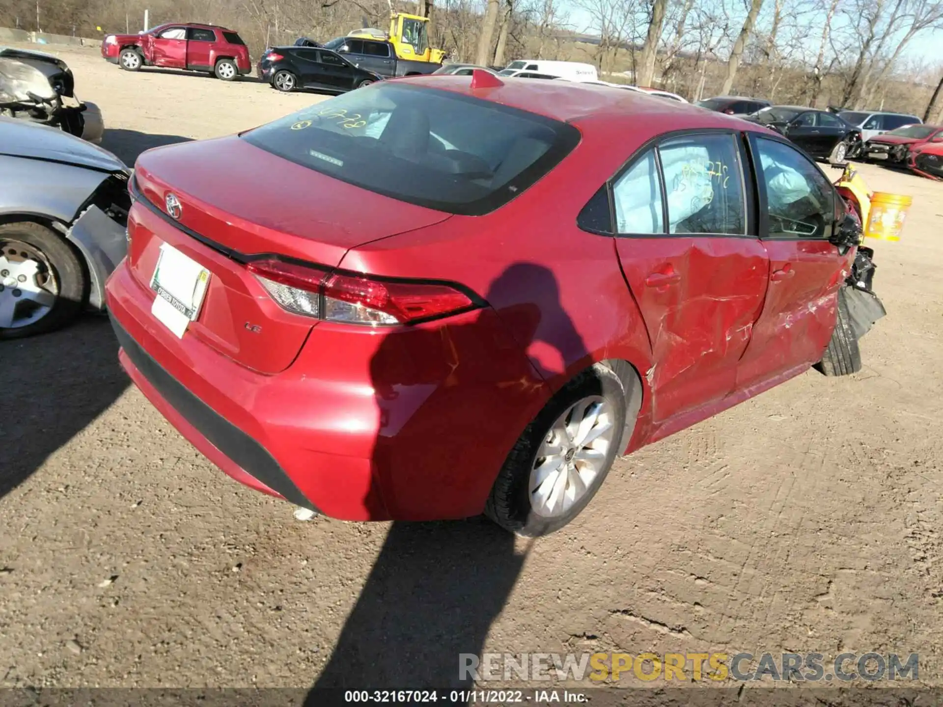 4 Photograph of a damaged car 5YFHPRAE3LP034778 TOYOTA COROLLA 2020