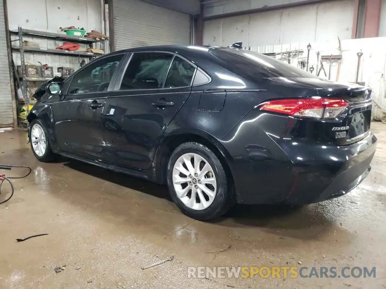 2 Photograph of a damaged car 5YFHPRAE3LP048874 TOYOTA COROLLA 2020