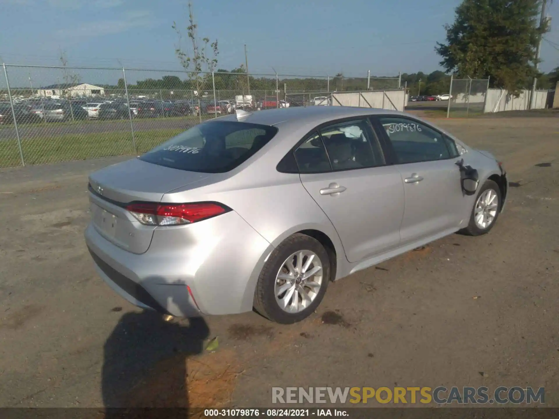 4 Photograph of a damaged car 5YFHPRAE4LP049709 TOYOTA COROLLA 2020