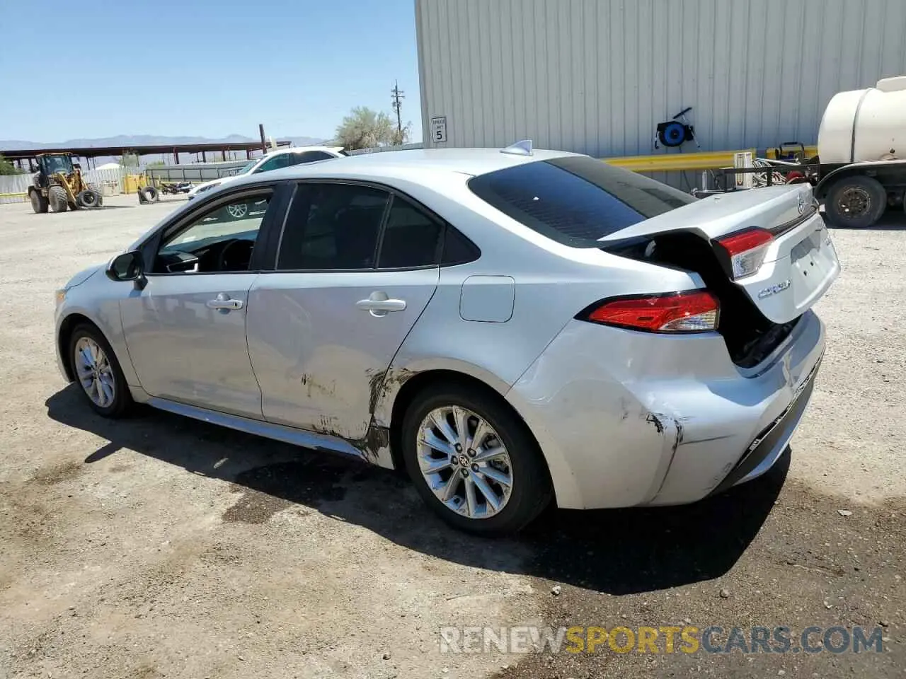 2 Photograph of a damaged car 5YFHPRAE5LP047807 TOYOTA COROLLA 2020