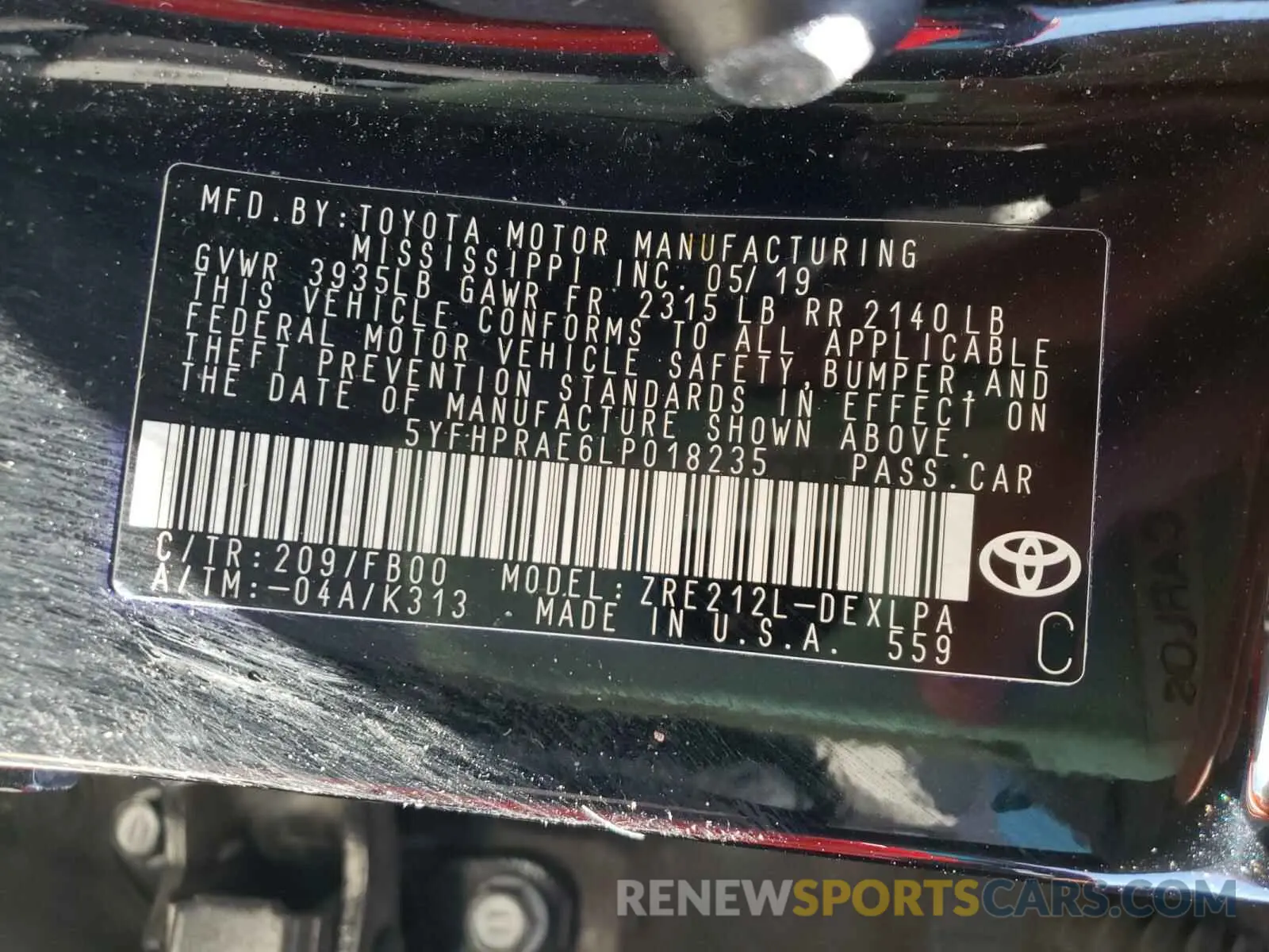10 Photograph of a damaged car 5YFHPRAE6LP018235 TOYOTA COROLLA 2020
