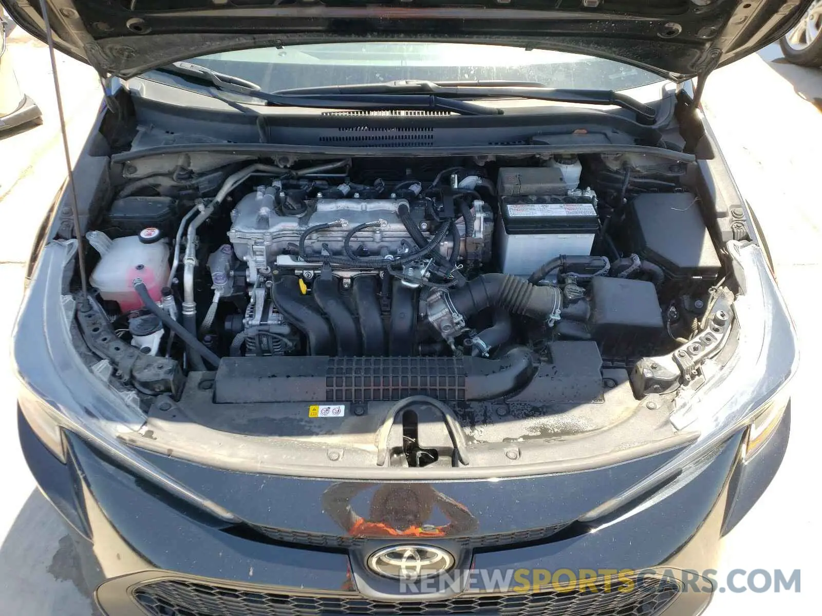 7 Photograph of a damaged car 5YFHPRAE6LP018235 TOYOTA COROLLA 2020