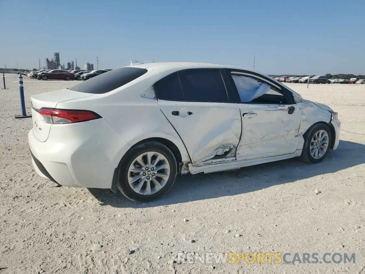3 Photograph of a damaged car 5YFHPRAE6LP027291 TOYOTA COROLLA 2020